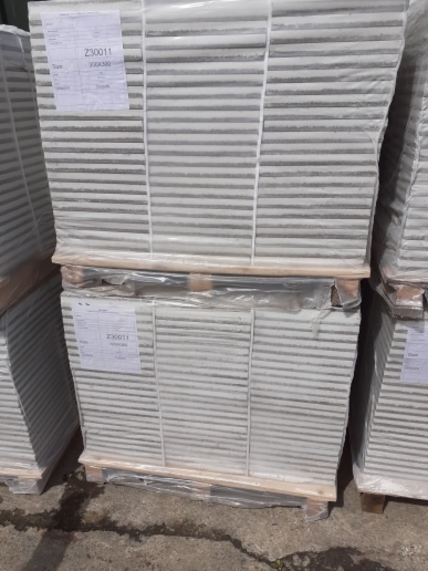 1 x Pallet of Brand New Grey Commercial Floor Tiles (Z30011) 24 Square Yards Coverage
