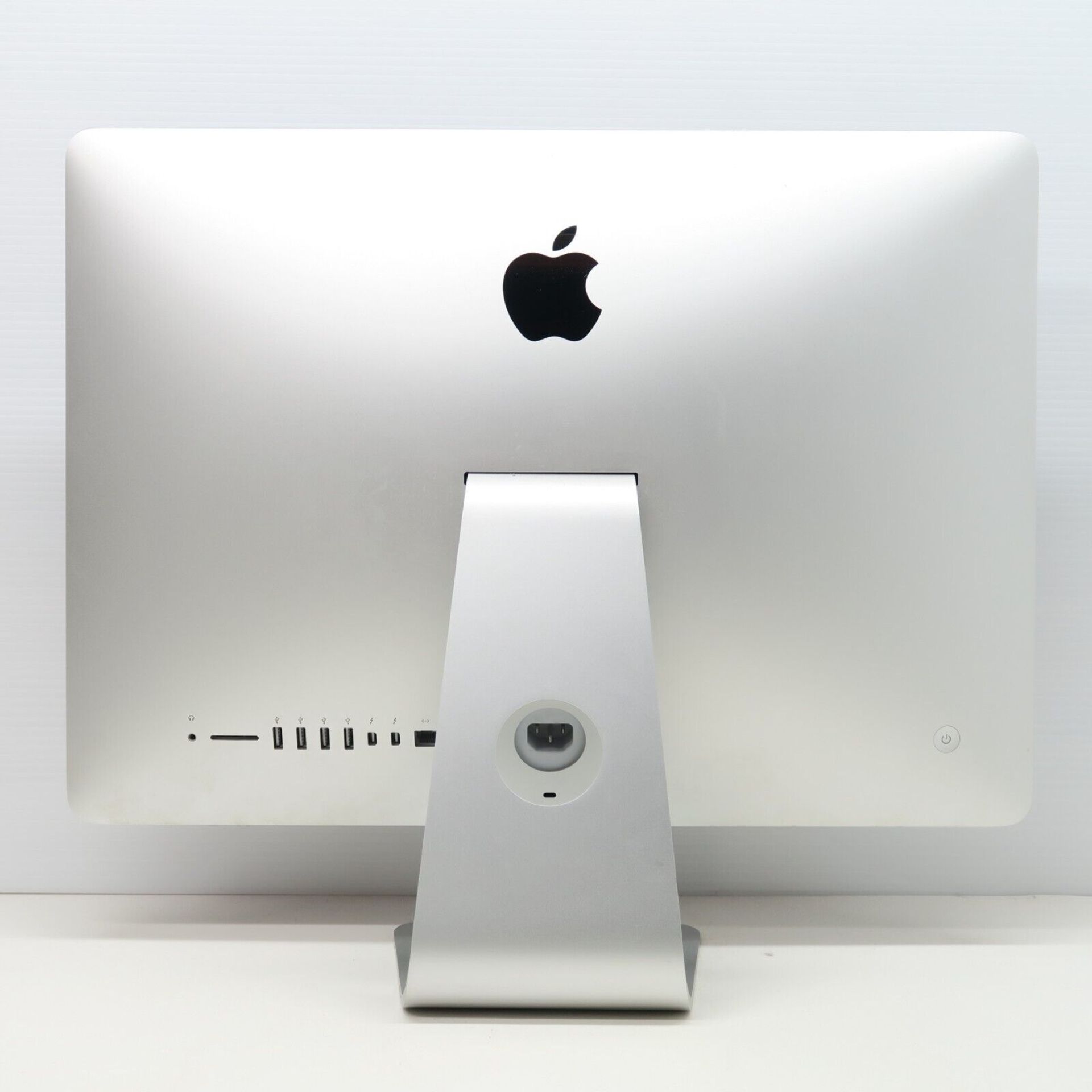 Apple iMac 21.5” A1418 (2013) OS X Catalina Intel Core i5 Quad Core 8GB Memory 1TB HD WiFi Office - Image 5 of 5