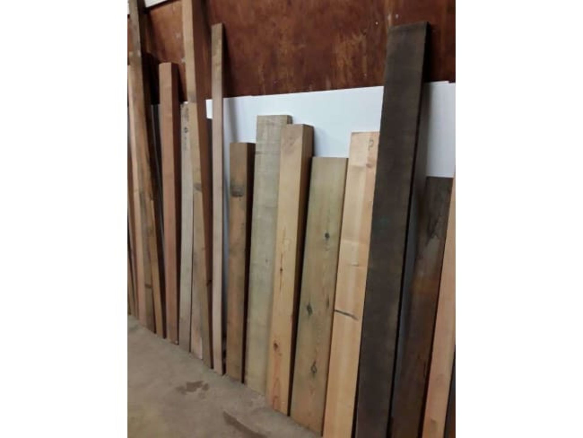 26x Hardwood Mixed Timbers Tulip, Sycamore, Chestnut, Iroko, Idigbo, Ash, Walnut - Image 2 of 3