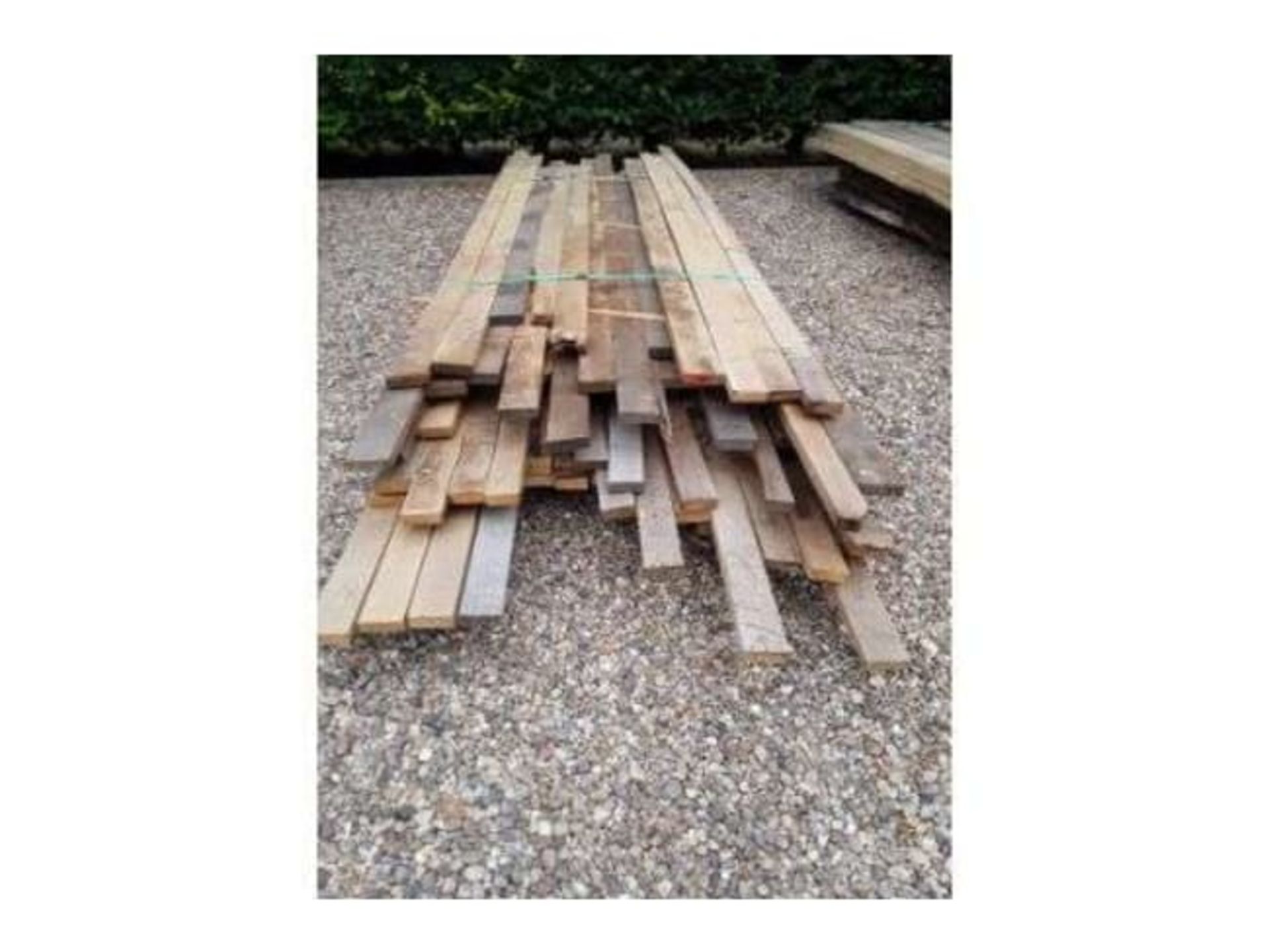 90 x Hardwood Air Dried Timber Sawn English Oak Boards / Rails - Image 3 of 3