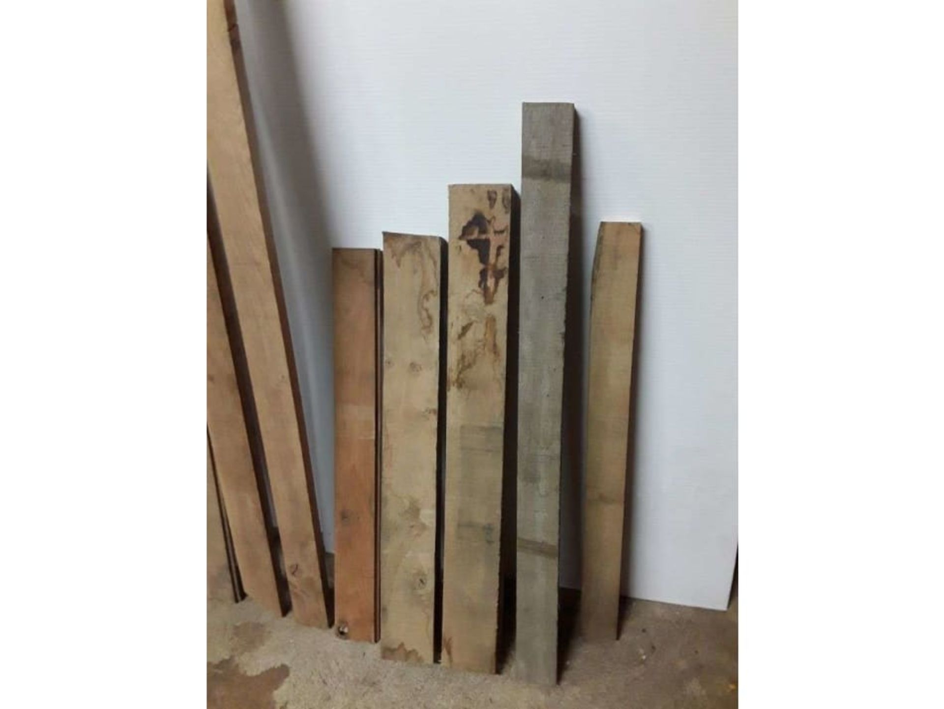 22x Hardwood Dry Sawn English Oak Boards / Planks / Timber Offcuts - Image 2 of 2