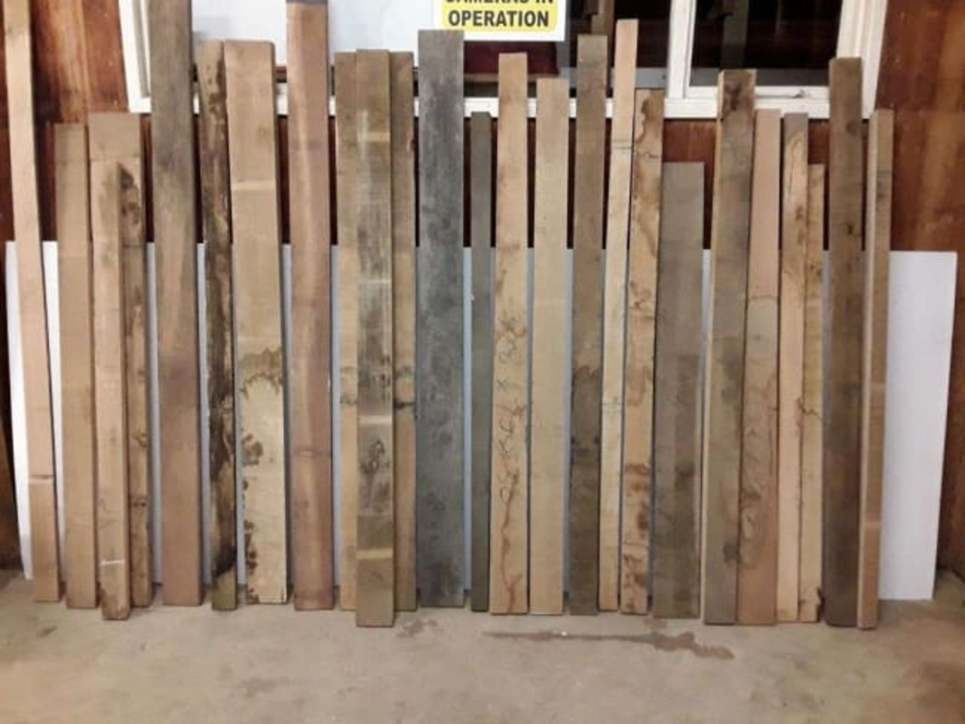 25x Hardwood Kiln Dried Sawn English Oak Boards / Planks / Timber Offcuts