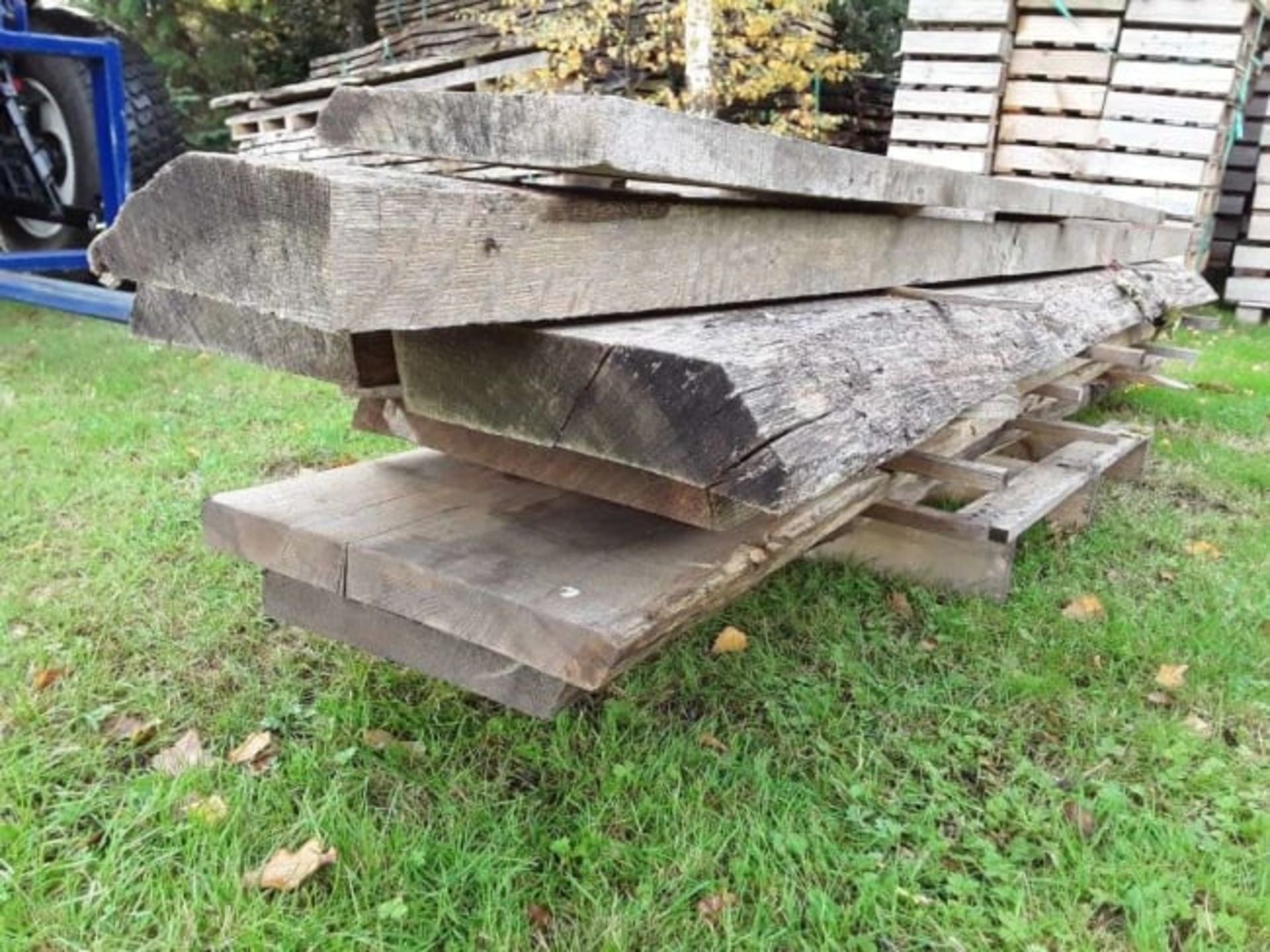 6x Hardwood Air Dried Sawn English Oak Waney Edge / Live Edge Slabs / Boards - Image 3 of 3