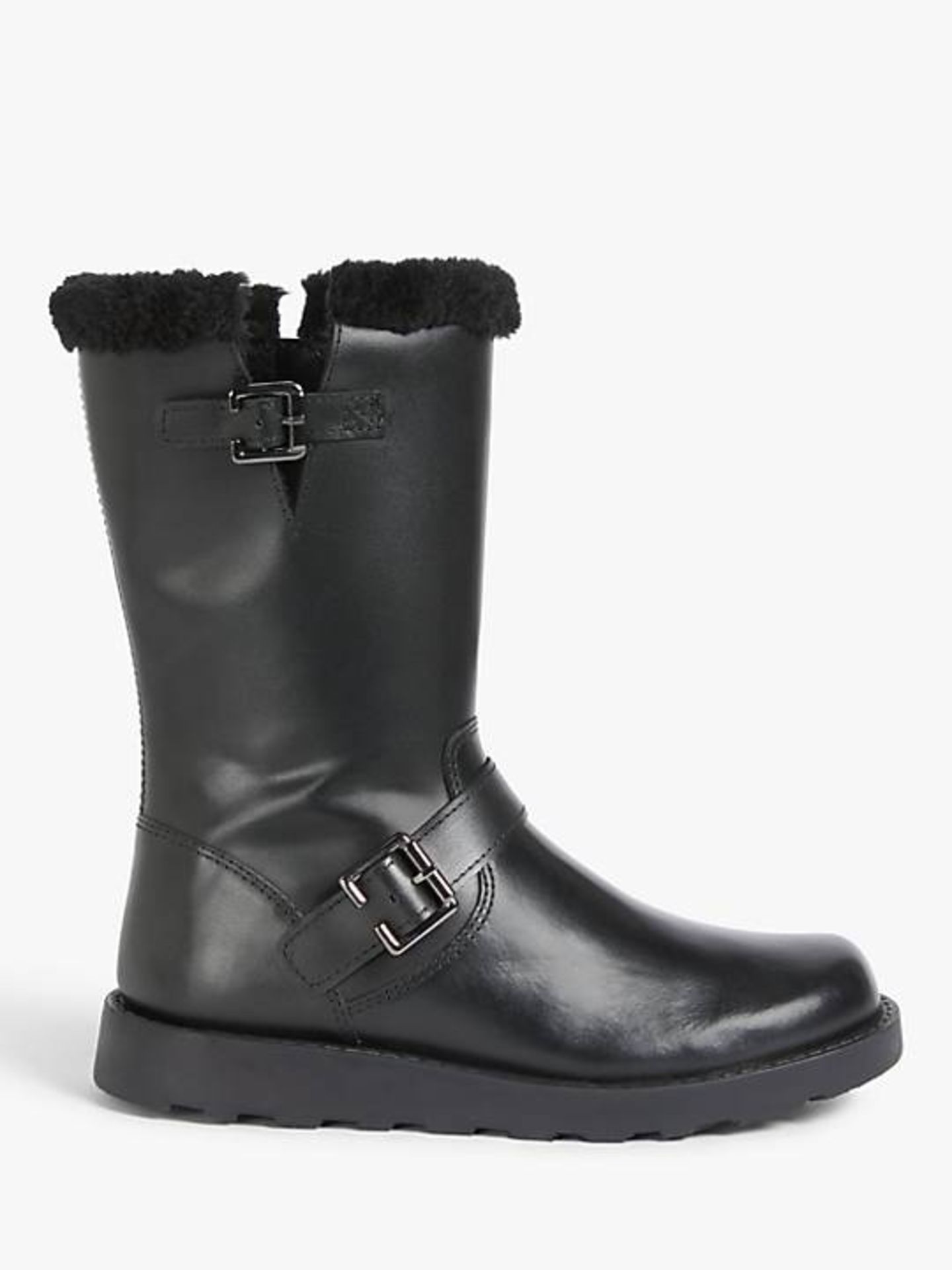 Pallet of Raw Customer Returns - Category - SHOES - P100116529 - Image 27 of 30