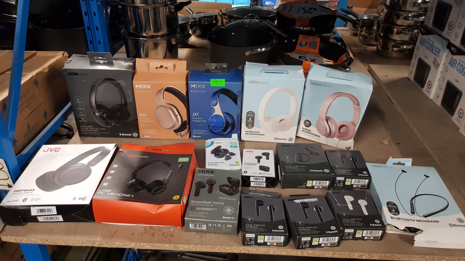 Description: (12/5F) Lot RRP £306 16x Mixed Headphones 1x JVC Deepbass Wireless Black (HA-S31BT) RRP - Image 10 of 17