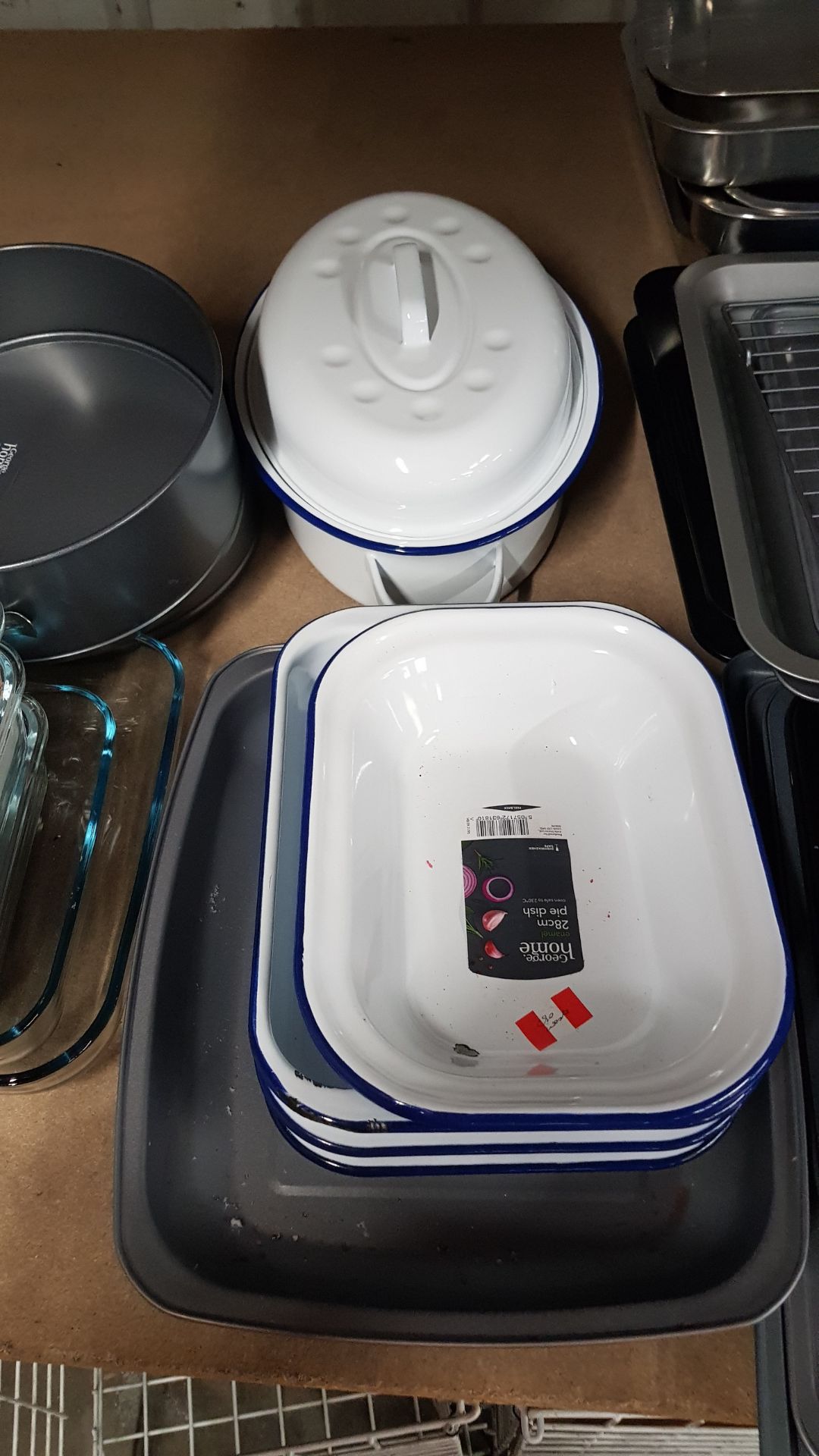 Description: (102/11B) Lot RRP Circa £100+ Approx 25x Mixed Cooking Items To Include Baking Trays - Image 11 of 23