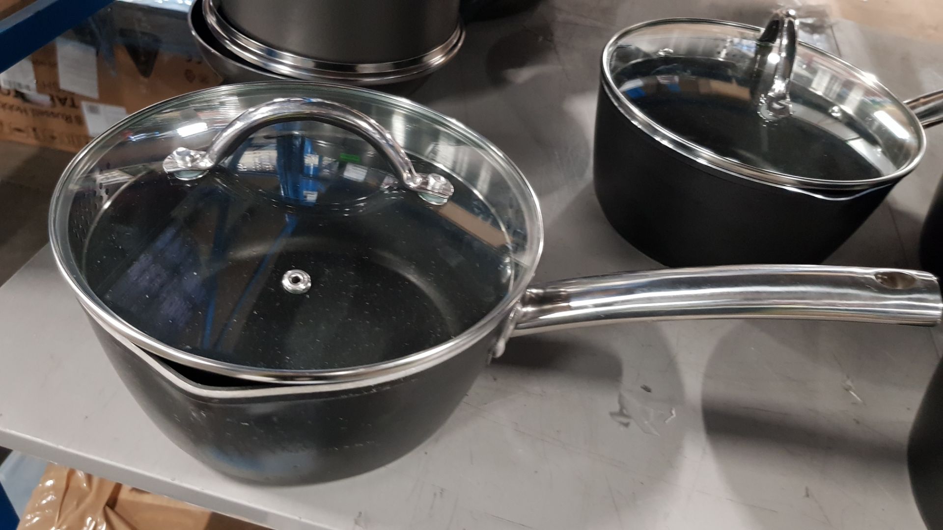 Description: (41/6K) 5x Forged Aluminium Non Stick Pan Cookware Items 3x 20cm Saucepan With Lid 2x - Image 3 of 5