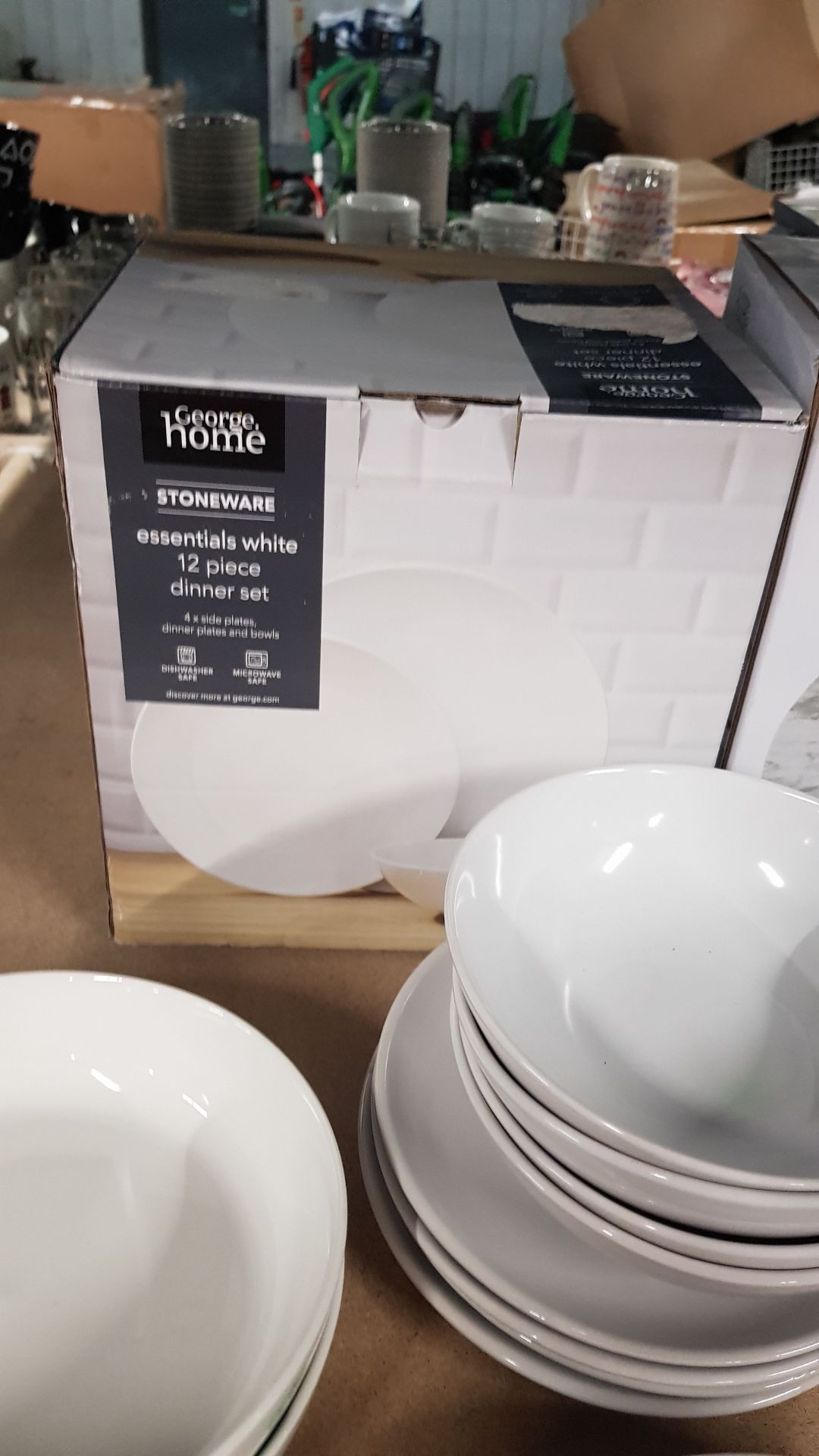 Description: (104/5B) Lot RRP £70 2x Items 1x Stoneware Essentials White 12 Piece Dinner Set RRP £20 - Image 4 of 18