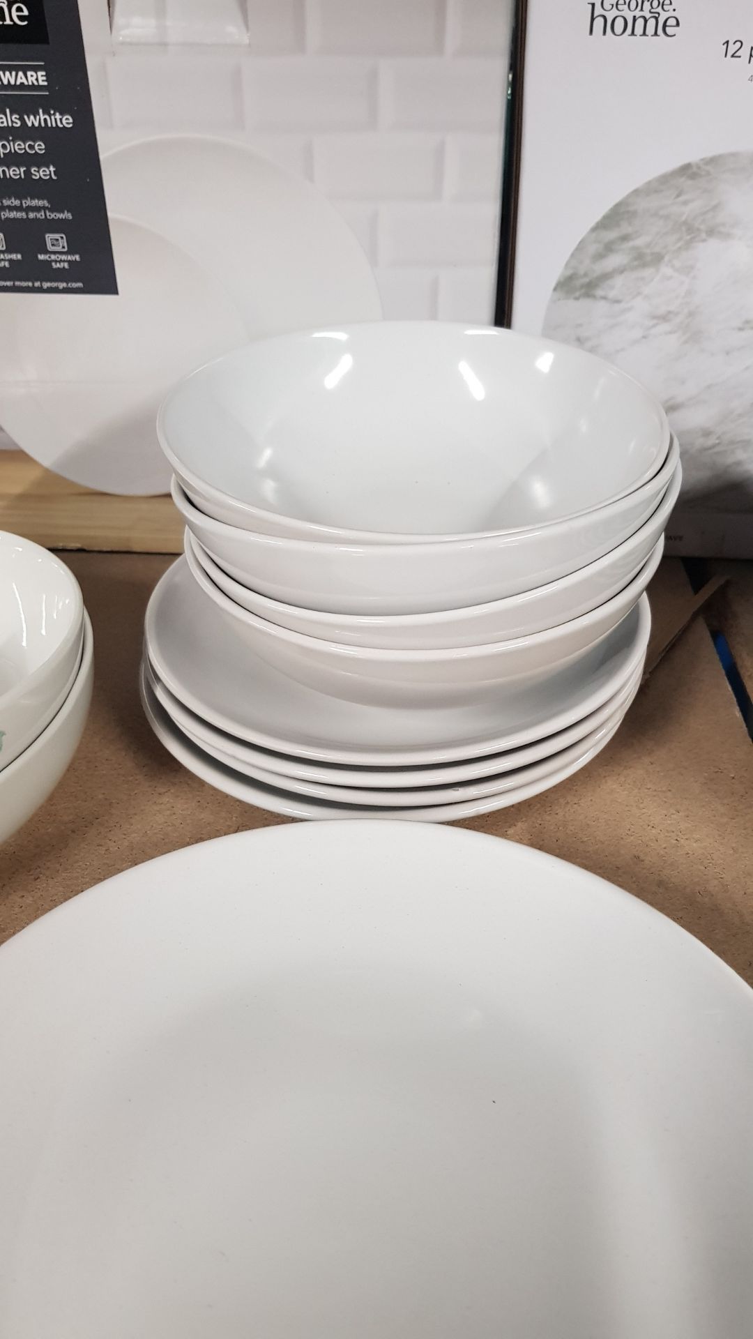 Description: (104/5B) Lot RRP £70 2x Items 1x Stoneware Essentials White 12 Piece Dinner Set RRP £20 - Image 5 of 18