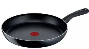 Description: (38/6N) Lot RRP £135 7x Mixed Tefal Frying Pans 1x 32cm Black RRP £38 1x 24cm Black RRP