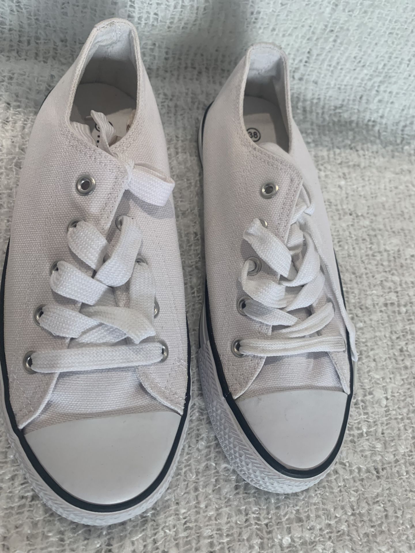 Brand New Mojo White Canvas Trainers, UK Women's 5 - Image 2 of 5