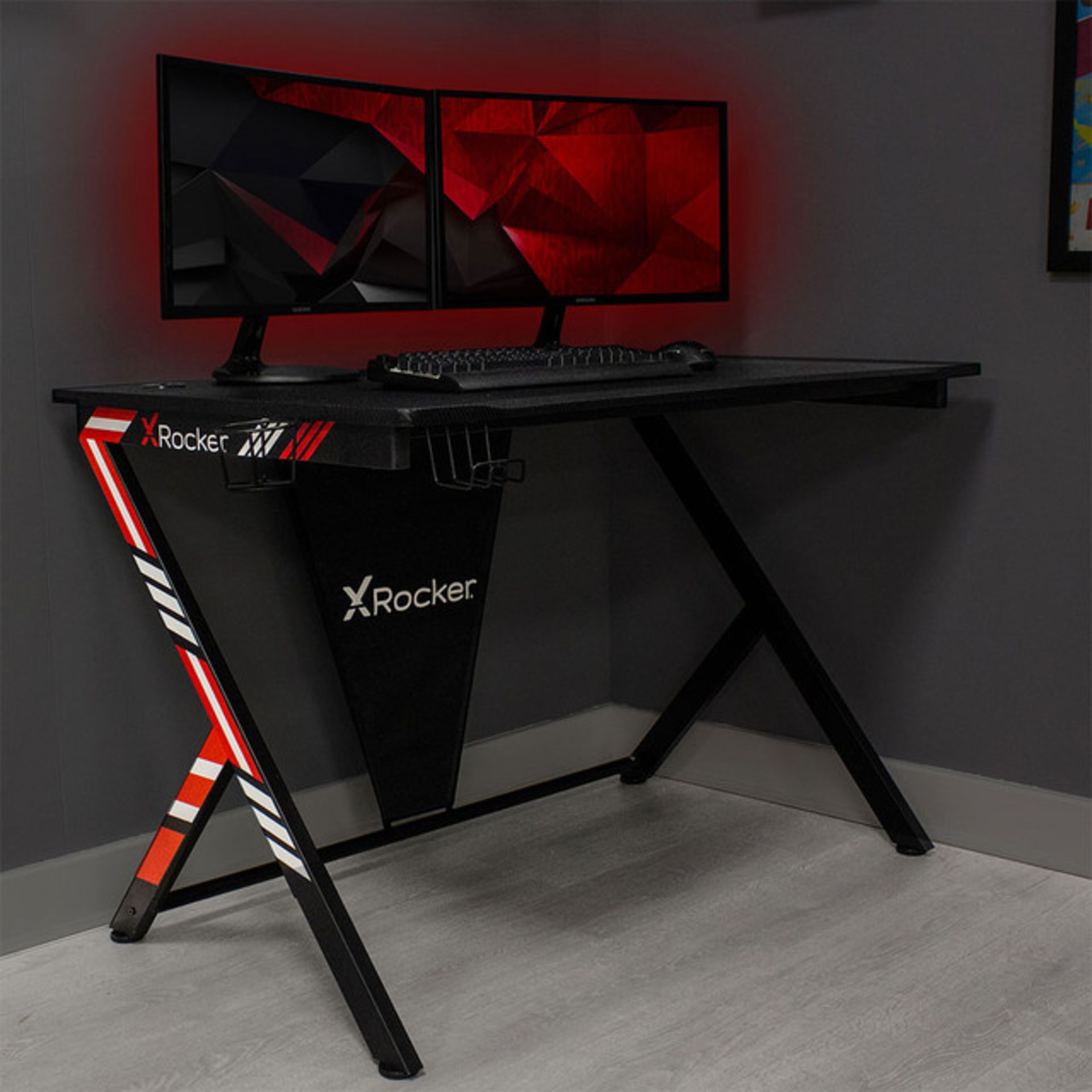 Title: (39/P) RRP £120 X Rocker Ocelot Gaming Desk Blue And Red StickersMade From Heavy Duty