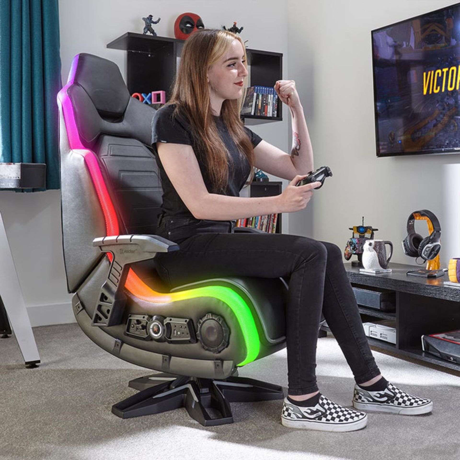 Title: (4/P) RRP £400X Rocker Evo Elite RGB 4.1 Wireless Gaming Chair With LED Lights(H104x W63x - Image 2 of 16