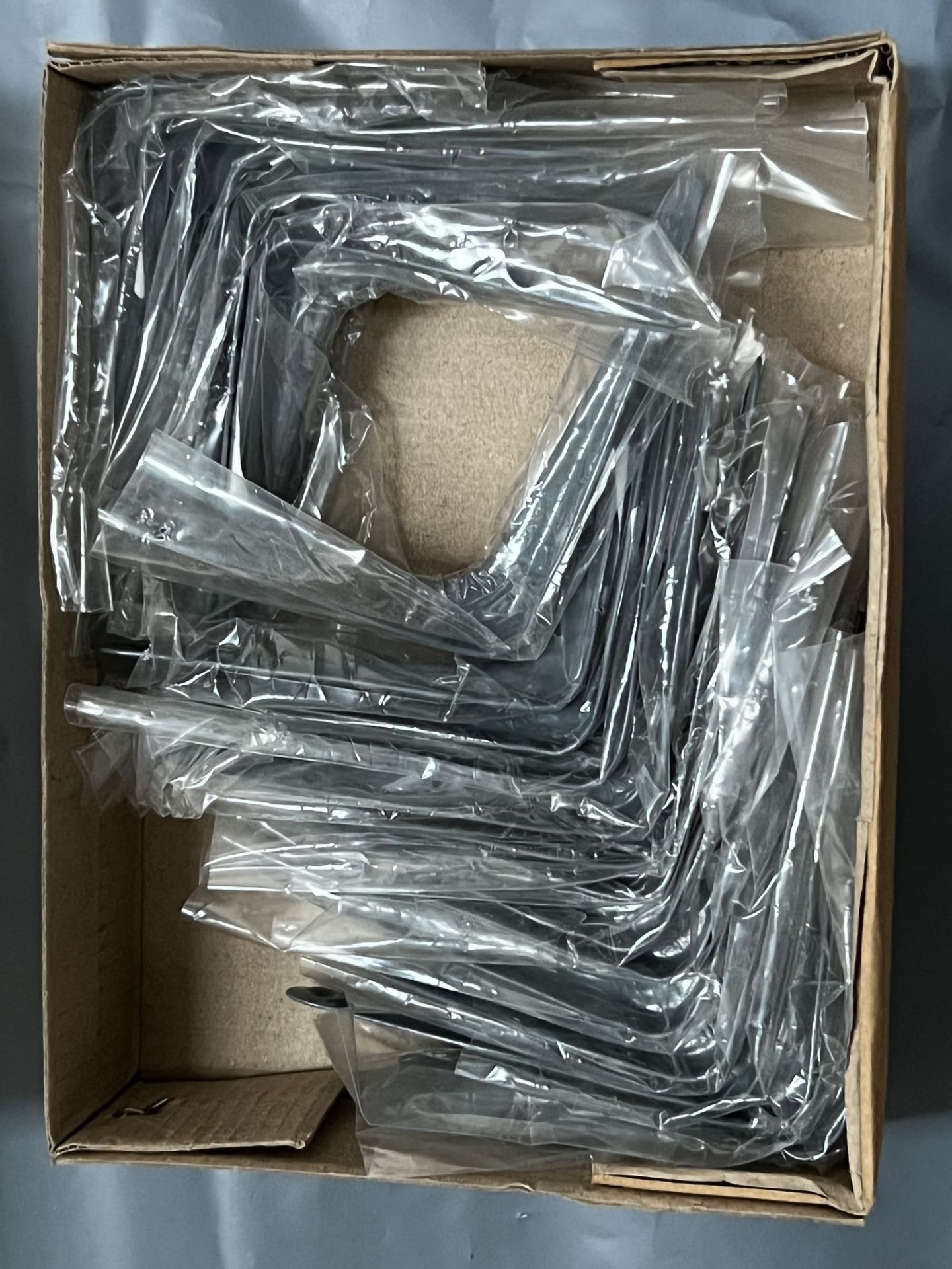 Pack of 100 Forge London Pattern Shelf Brackets Grey 3"" x 4"" RRP £39