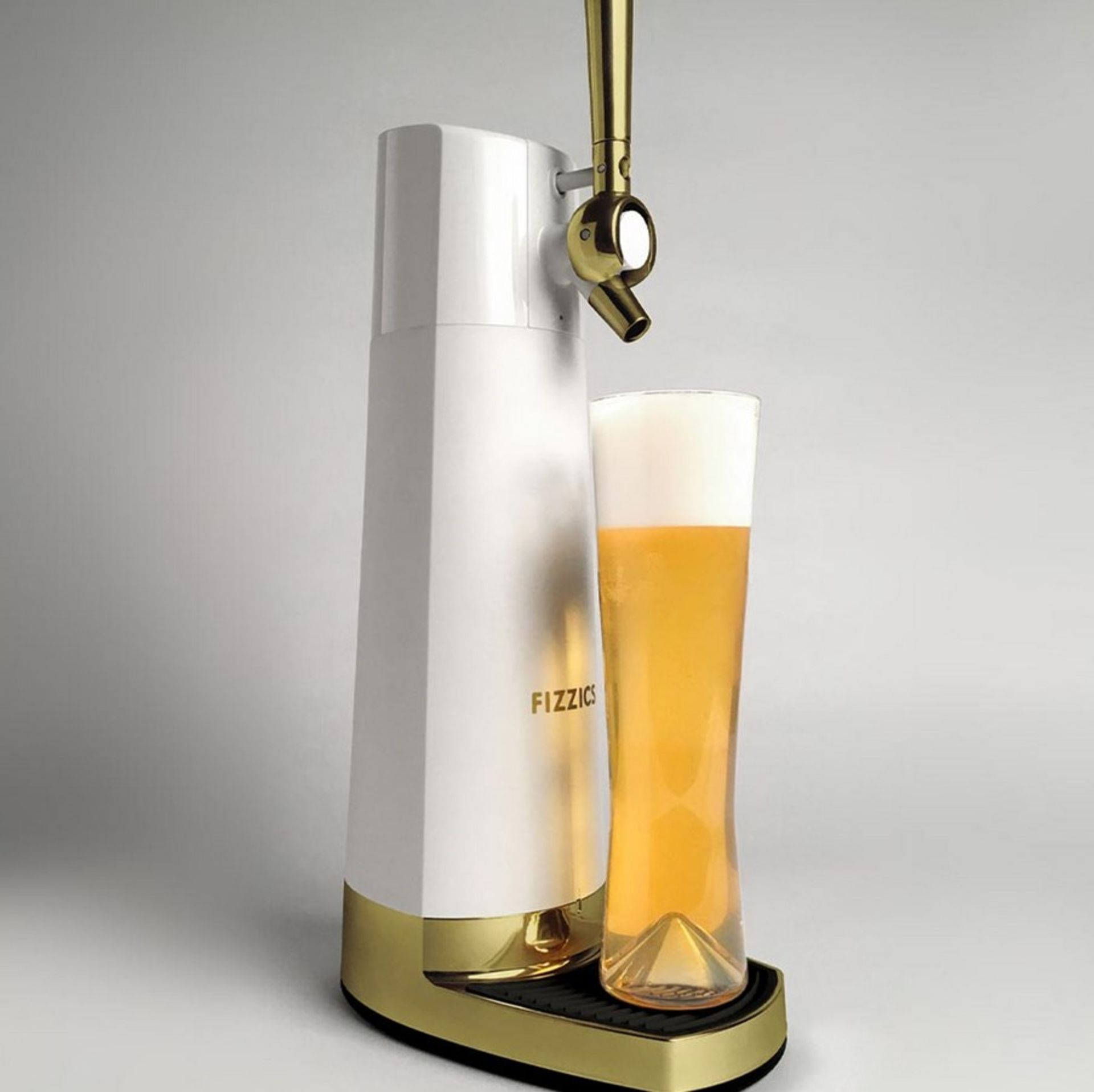 (5/R9) RRP £149. Fizzics DraftPour Home Beer Tap White And Gold. (Main Body Only, No Box In Lot)....