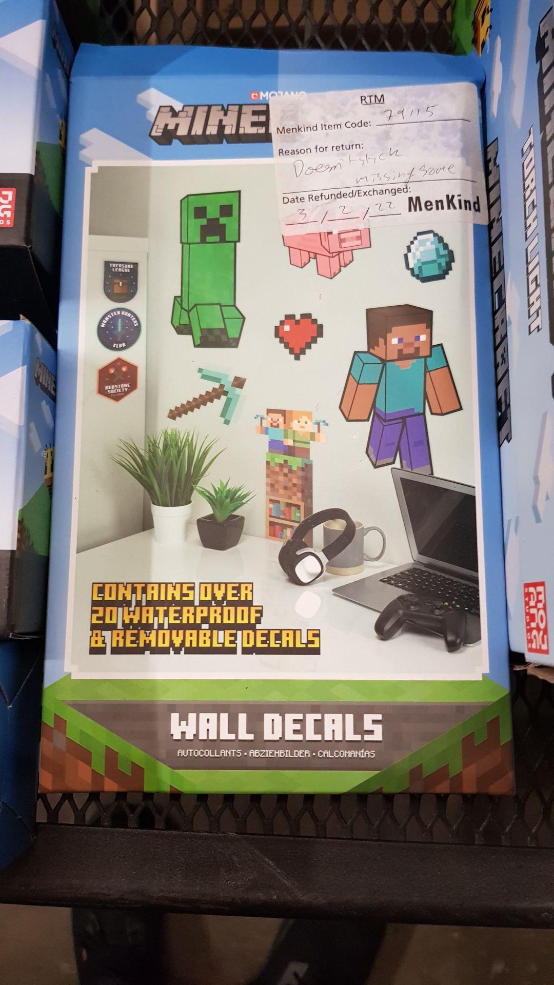 (104/R9) Lot RRP £345. 16x Items. 7x Minecraft Light Up Wall Torch Light RRP £20 Each. 1x Minecra... - Image 12 of 18