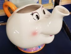 (153/11G) Lot RRP £125. 5x Paladone Disney Beauty And The Beast Mrs Potts Tea Pot RRP £25 Each. (...