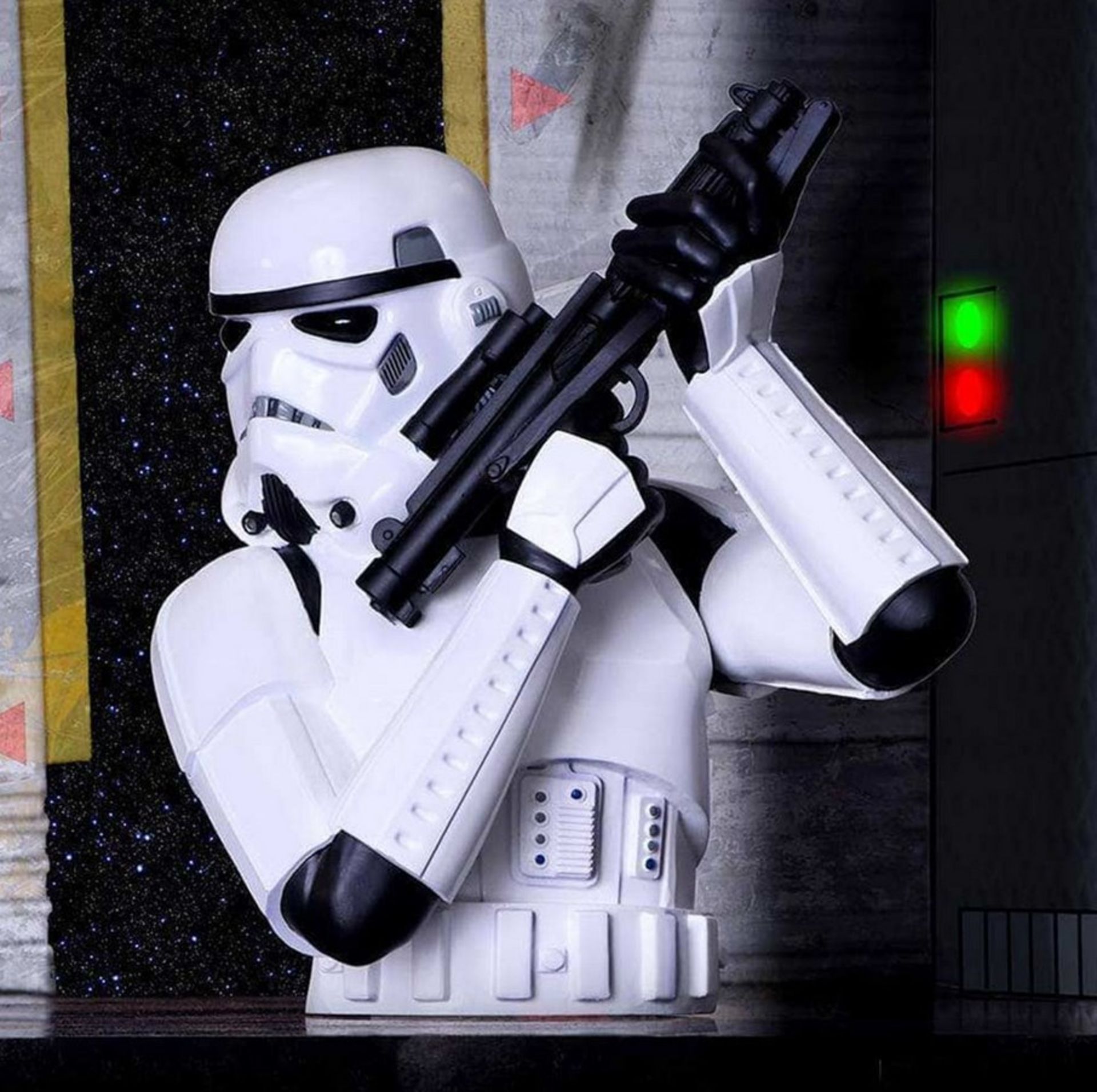 (28/R9) RRP £119. Starwars Stormtrooper Bust Sculpture. (Unit Has Return To Manufacturer Sticker)...