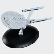 (174/7B) Lot RRP £100. 5x Items. 4x Star Trek Enterprise NCC-1701-A Display Model RRP £20 Each. 1...