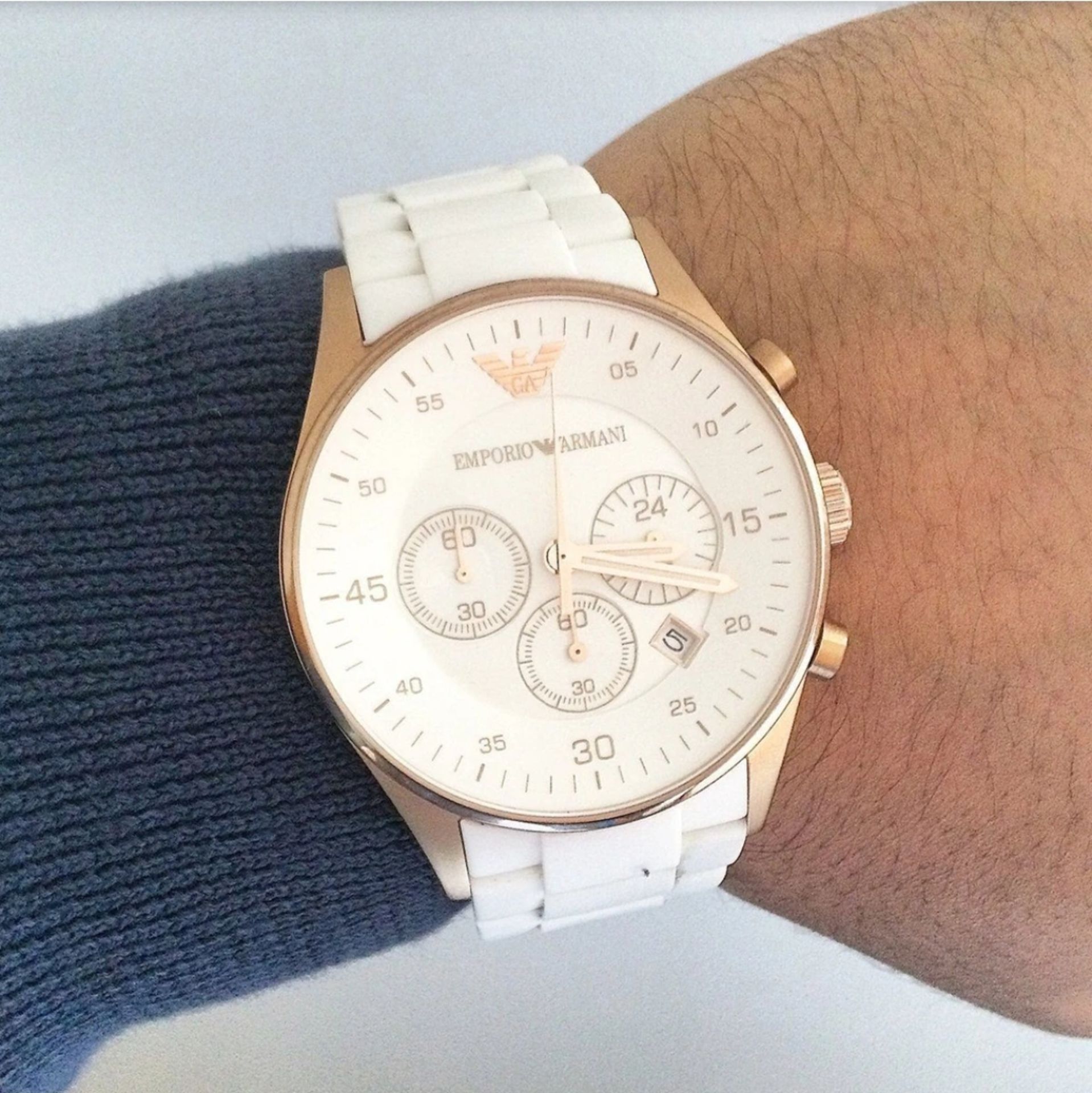 Emporio Armani AR5919 Men's Sportivo White Silicone Strap Chronograph Watch - Image 2 of 4