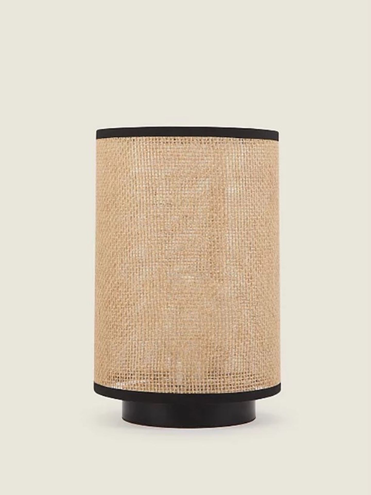 (106/6F) Lot RRP £79. 5x Items. 3x Natural Woven Rattan Effect Battery Operated Lamp RRP £10 Each.