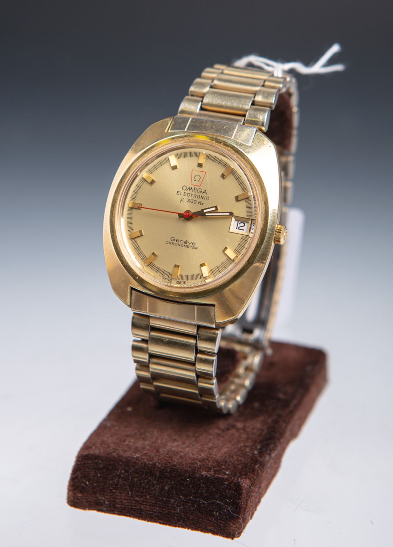 Herrenarmbanduhr "Chronometer Electronic f300 Hz" (Omega, Schweiz)