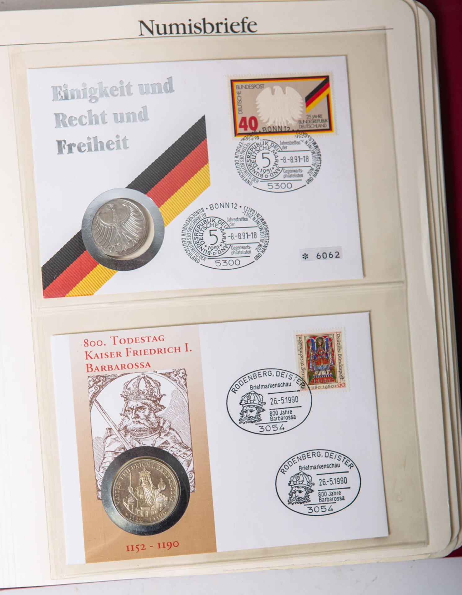 2-teiliges Konvolut von Alben mit Numisbriefen (20. Jh.)