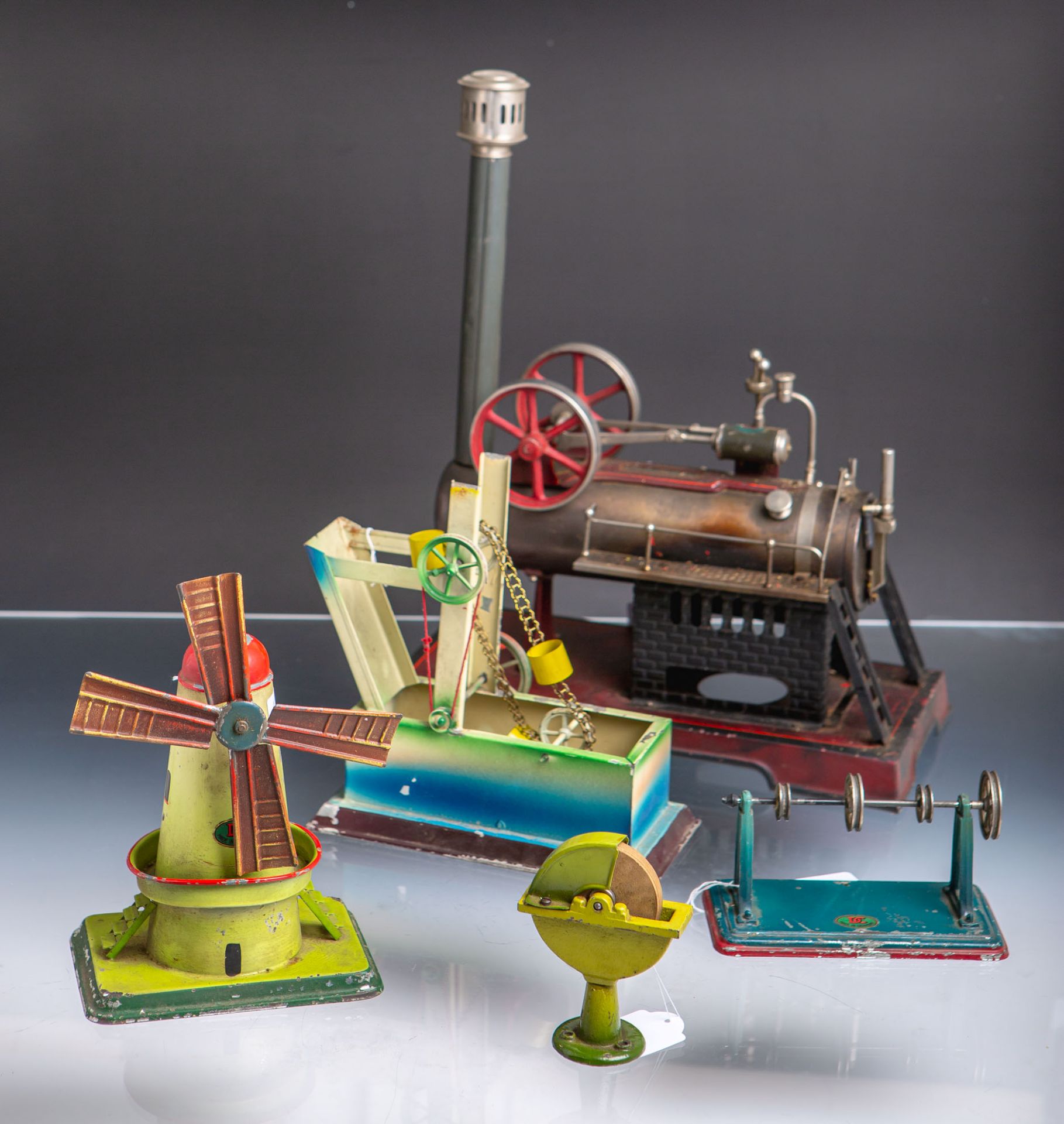 5-teiliges Konvolut einer Dampflokmaschine m. Zubehör (Doll u. Co, Deutschland, um 1930)