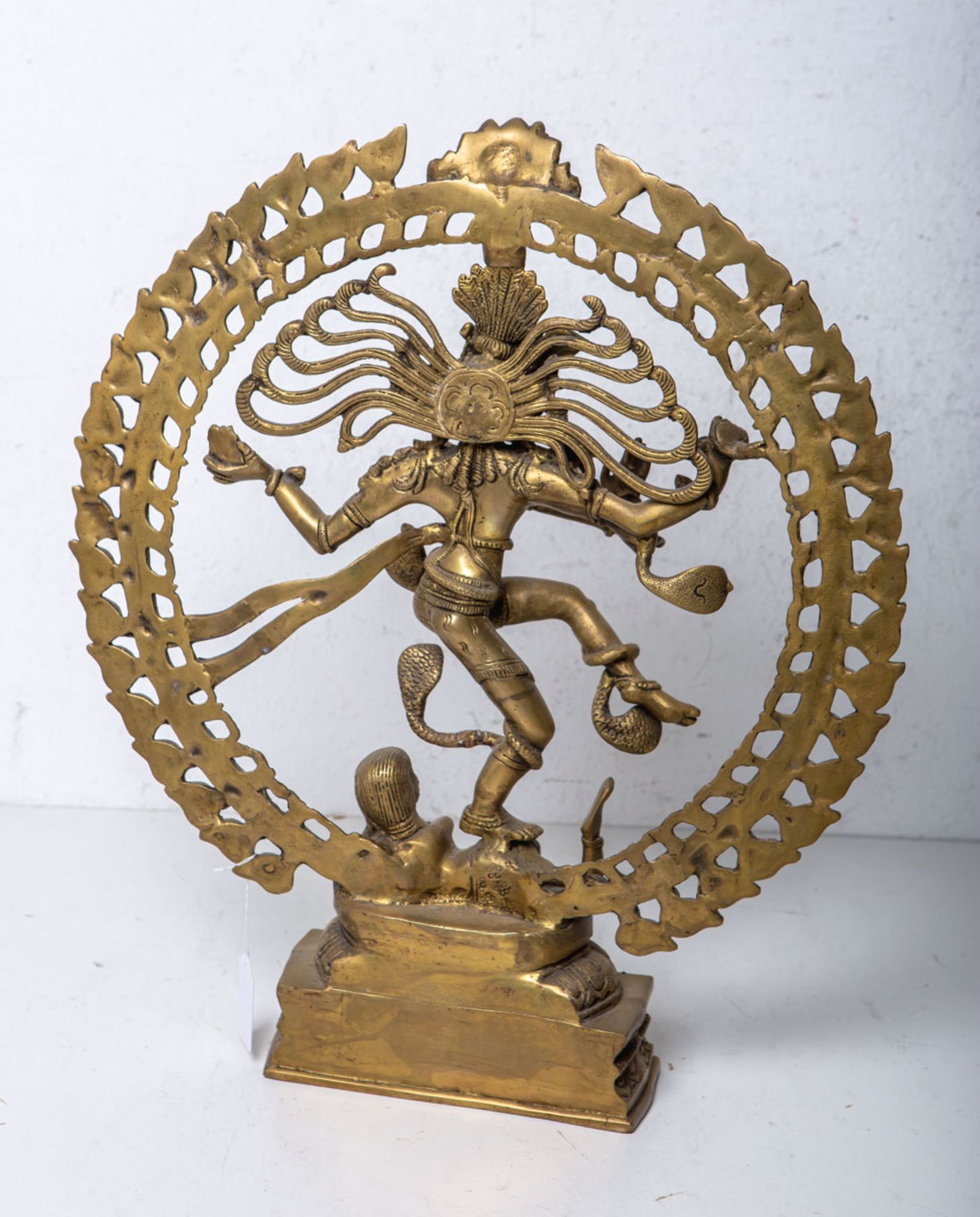 KünstlerIn unbekannt (Indien, wohl 20. Jh.) Tanzender Shiva Nataraja - Bild 2 aus 2