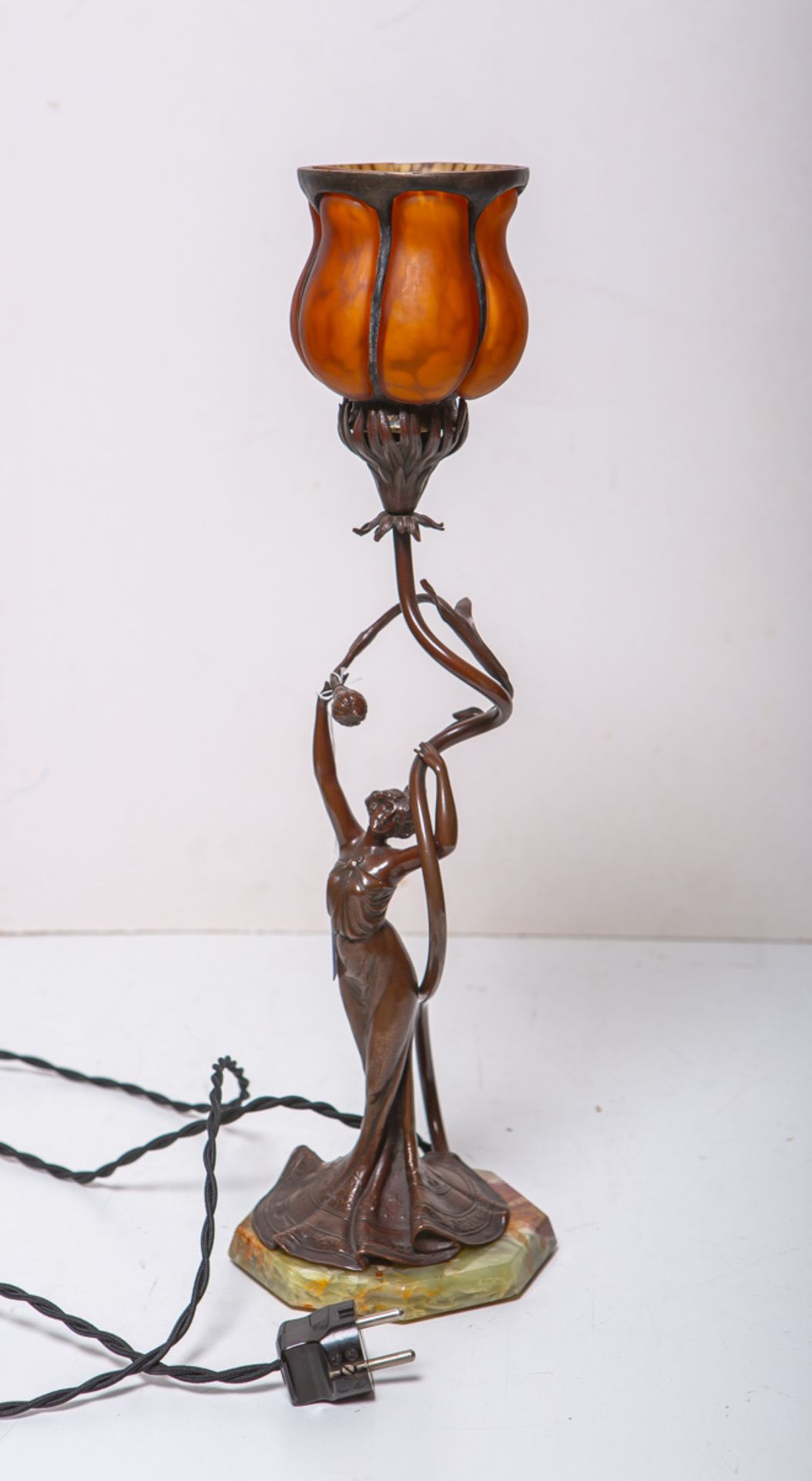 Tischlampe (Jugendstil, um 1900)