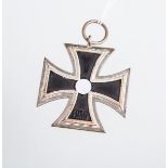 Eisernes Kreuz (Hersteller 100, Rudolf Wächter u. Lange, Mittweida, 2. WK, Drittes Reich)
