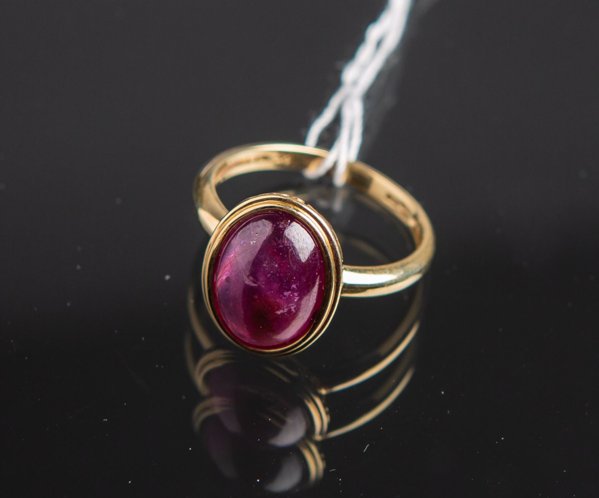 Damenring m. Amethyst-Cabochon 375 GG (BCI / Bernhard Conradt Idar)