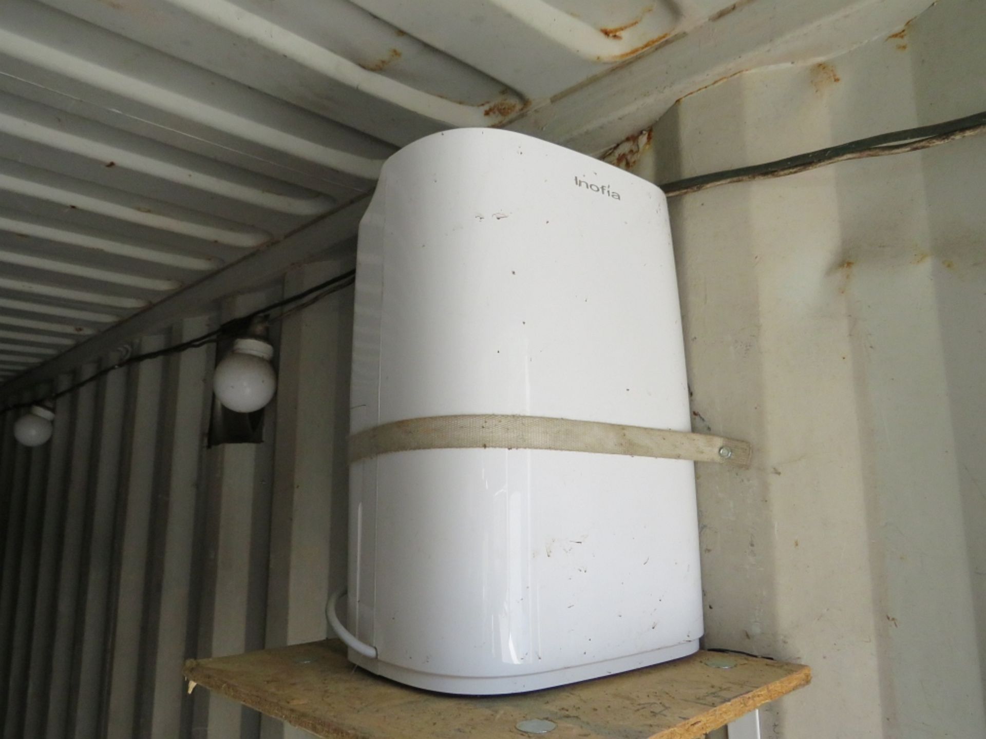 Storage Container - 9.5ft tall x 40ft w/ Ventilation System - Image 4 of 5