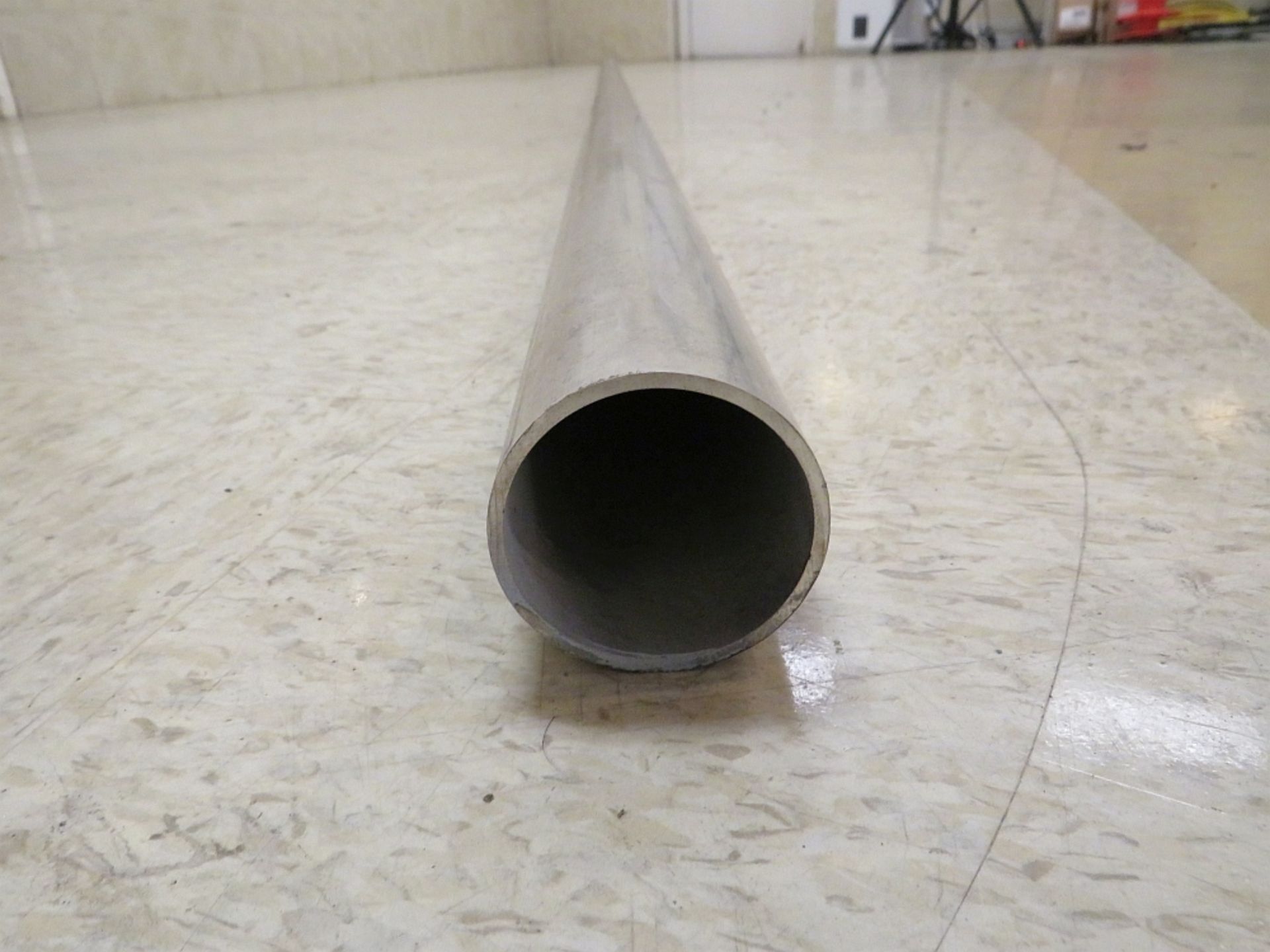 Aluminum Leg Pipe 2in diameter x 20ft long - Image 2 of 2