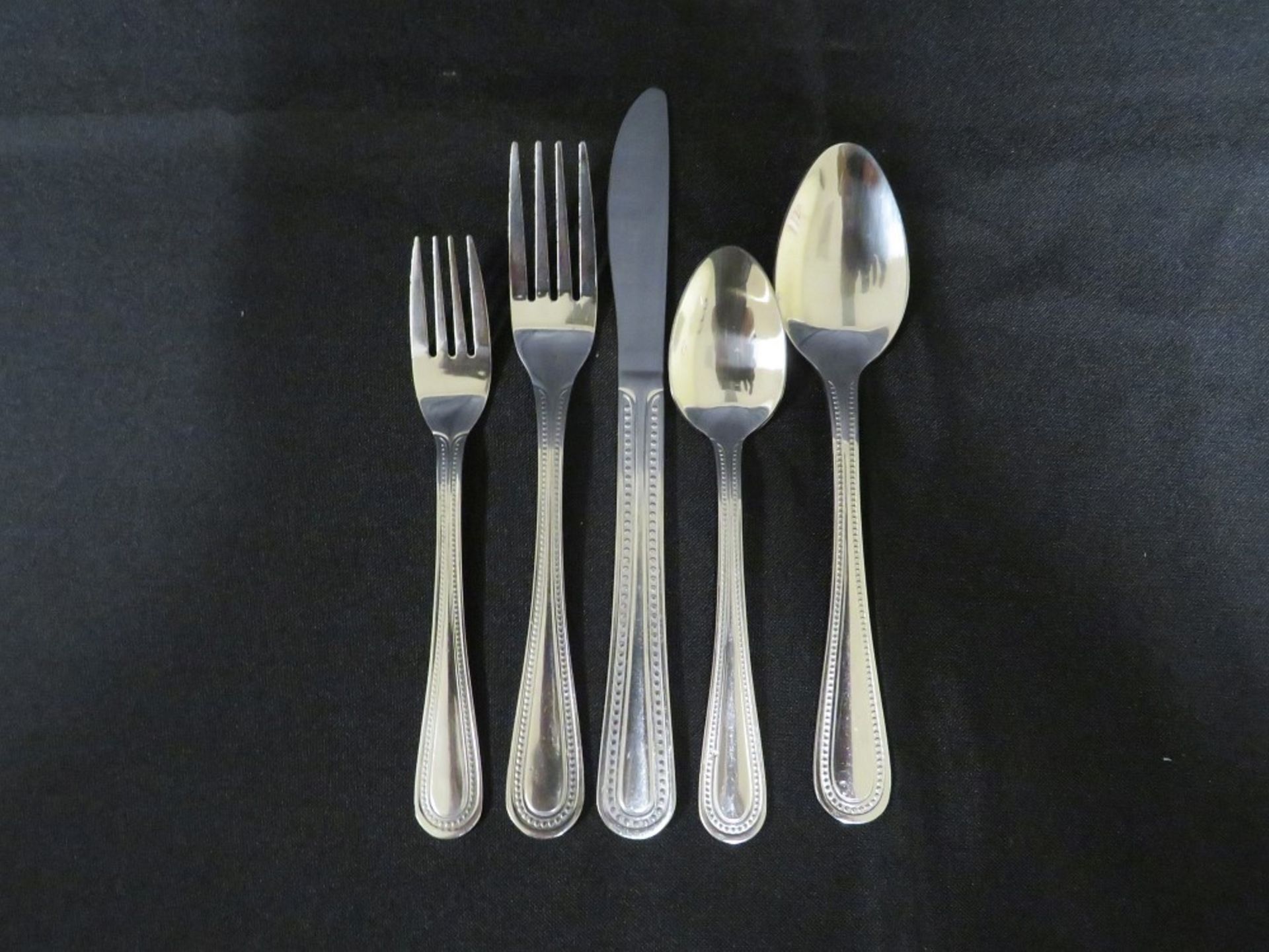 Tableware - Flatware - Pearl Spoon - Dessert (Silver) - Image 2 of 2