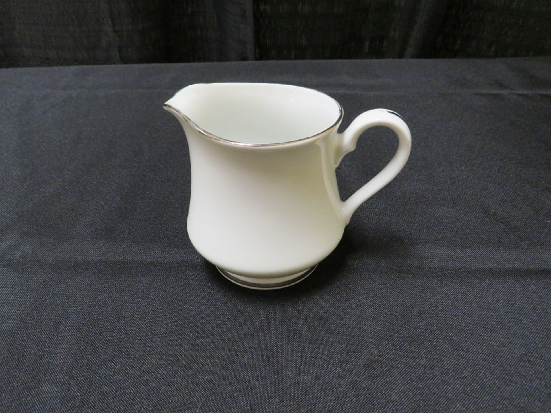 Tableware - Creamer - White w/Silver (Std)