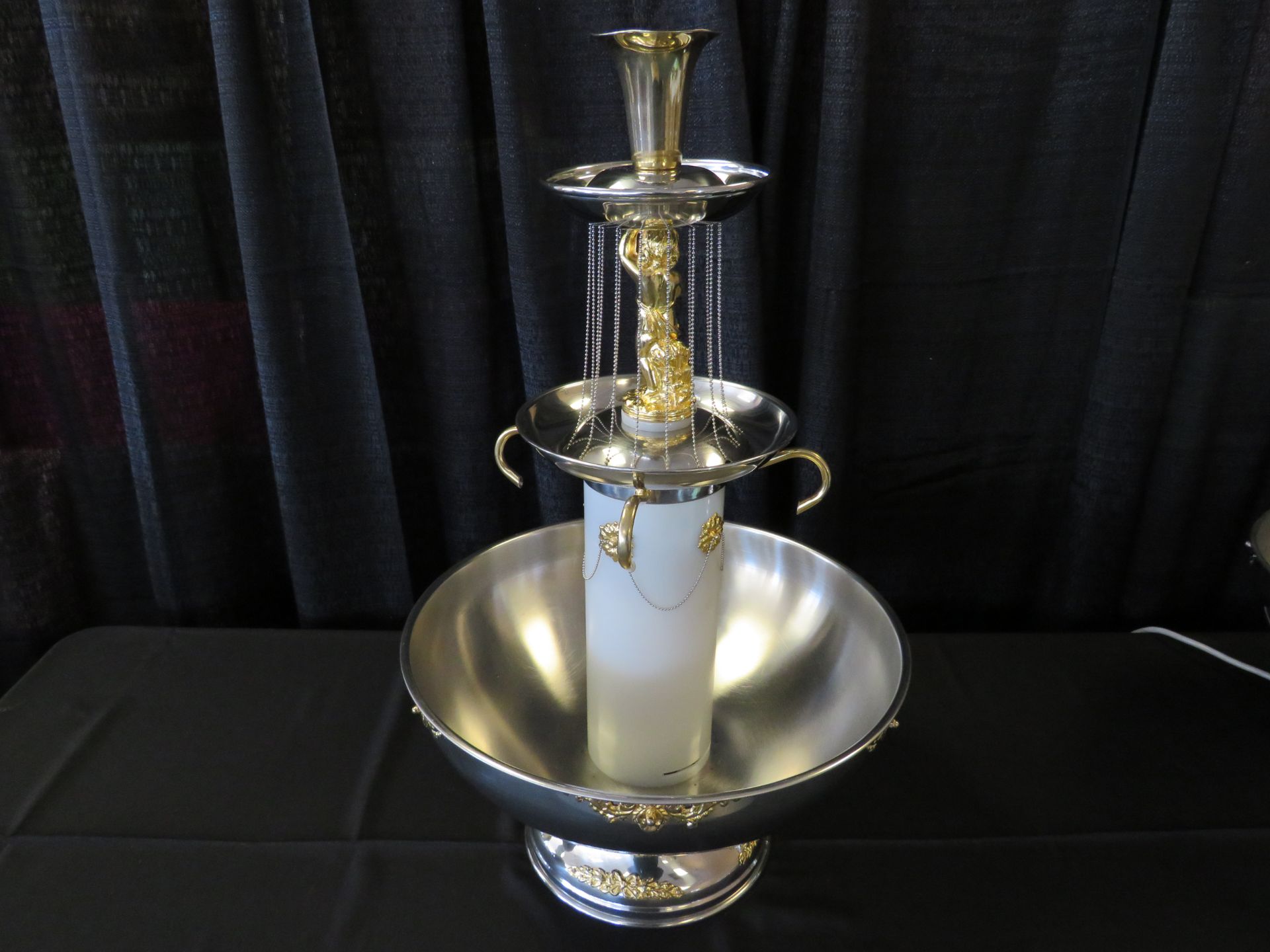 CHAMPAGNE FOUNTAIN 5-GAL SIL.& GOLD (C)