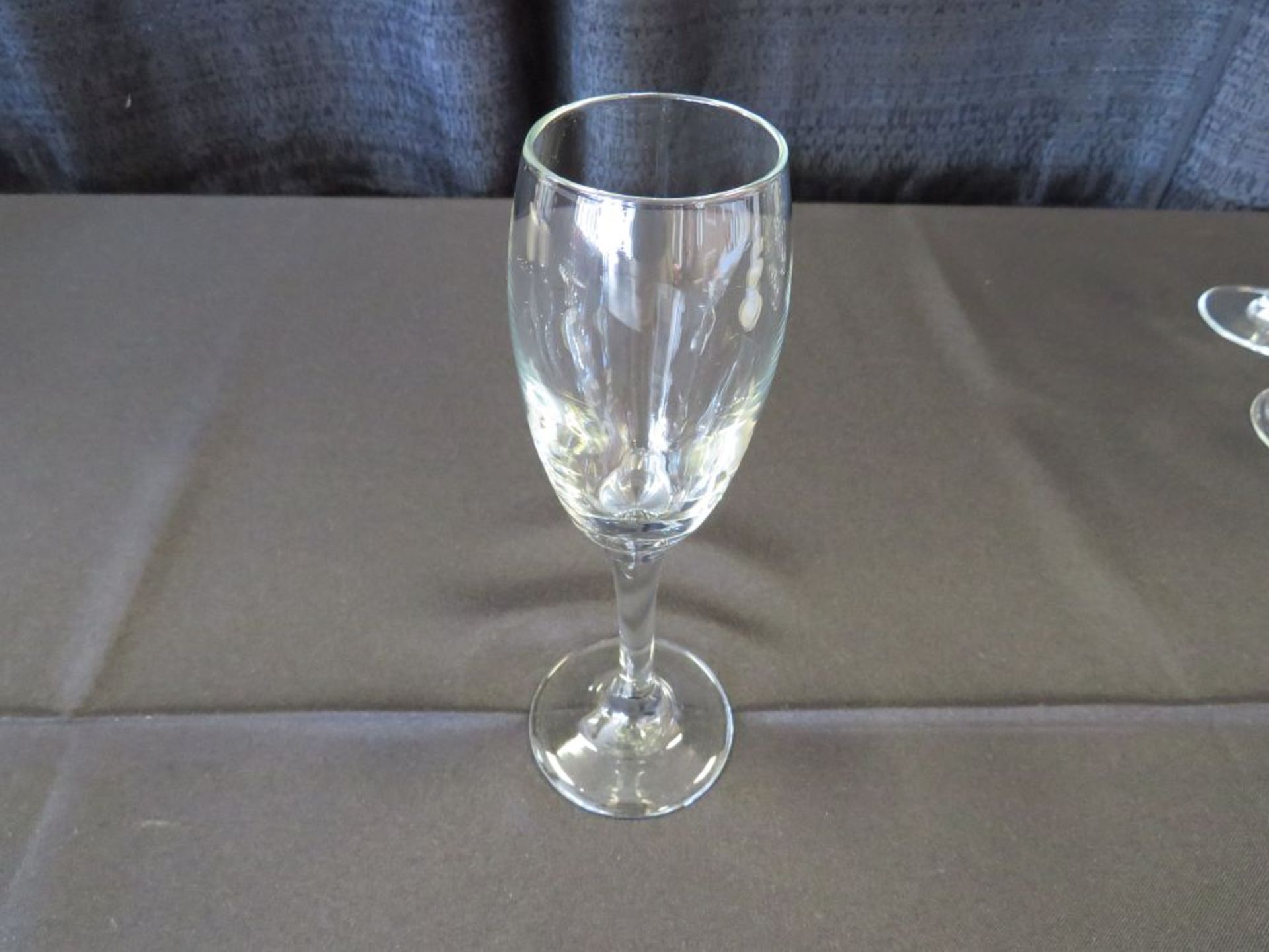 GLASS CHAMPAGNE FLUTE