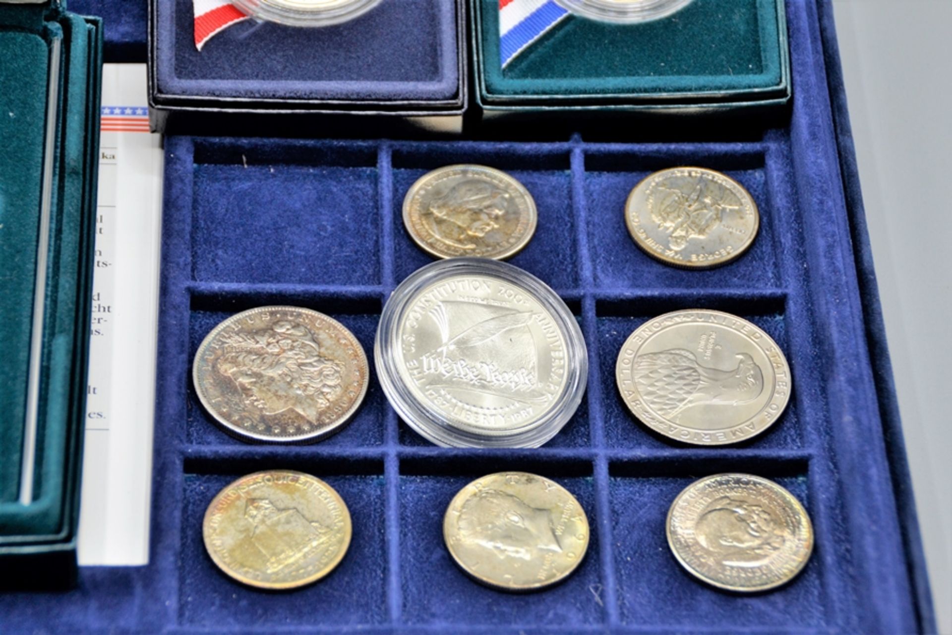 Sammlung die offiziellen Gedenkmünzen der Vereinigten Staaten von Amerika, darunter 1 Dollar 1991 U - Bild 2 aus 4