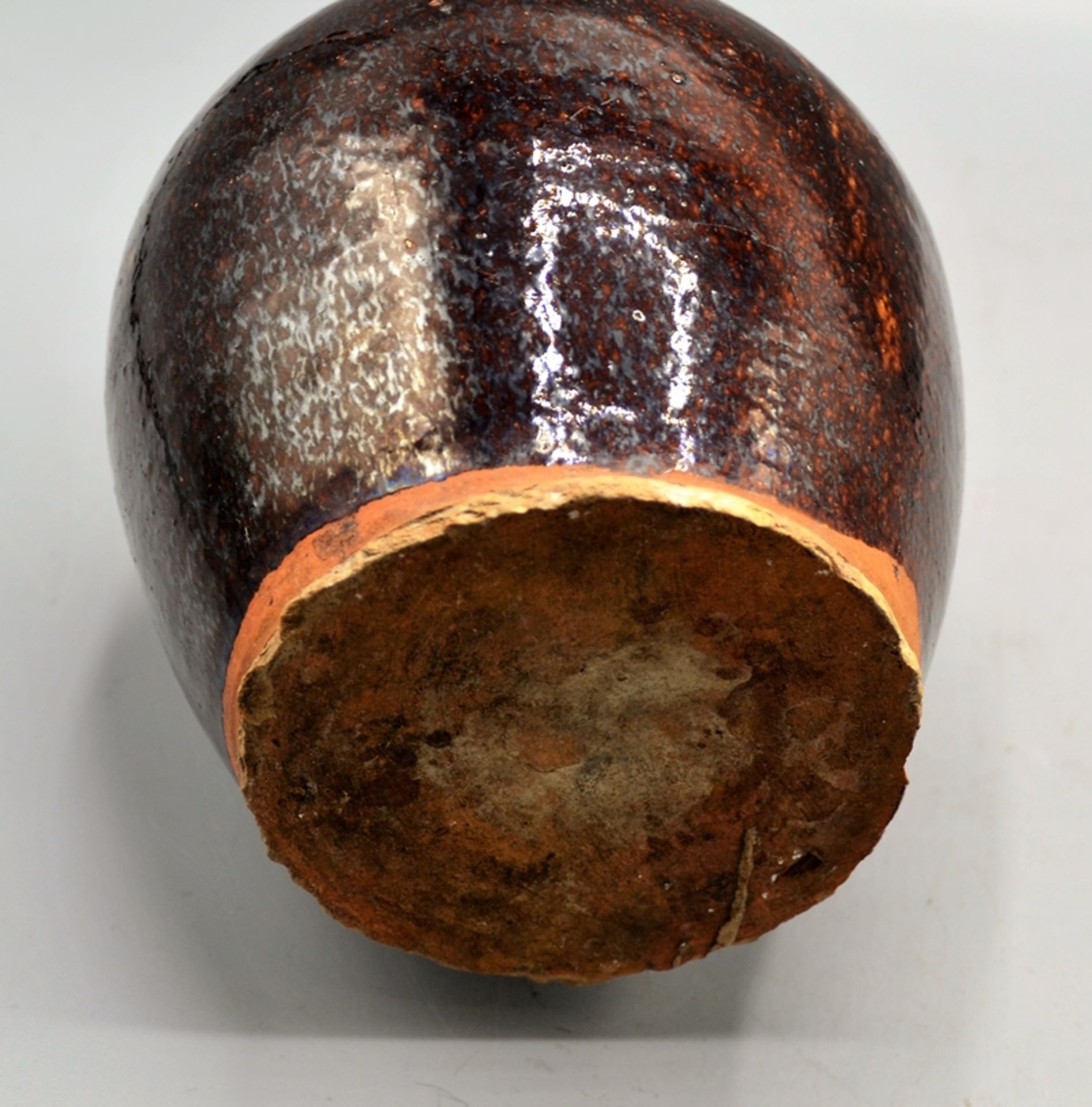 Bludser Hafnerware Keramik, braun glasiert, rötlicher Scherben, leicht bestoßen, ca. 20 cm - Bild 4 aus 4