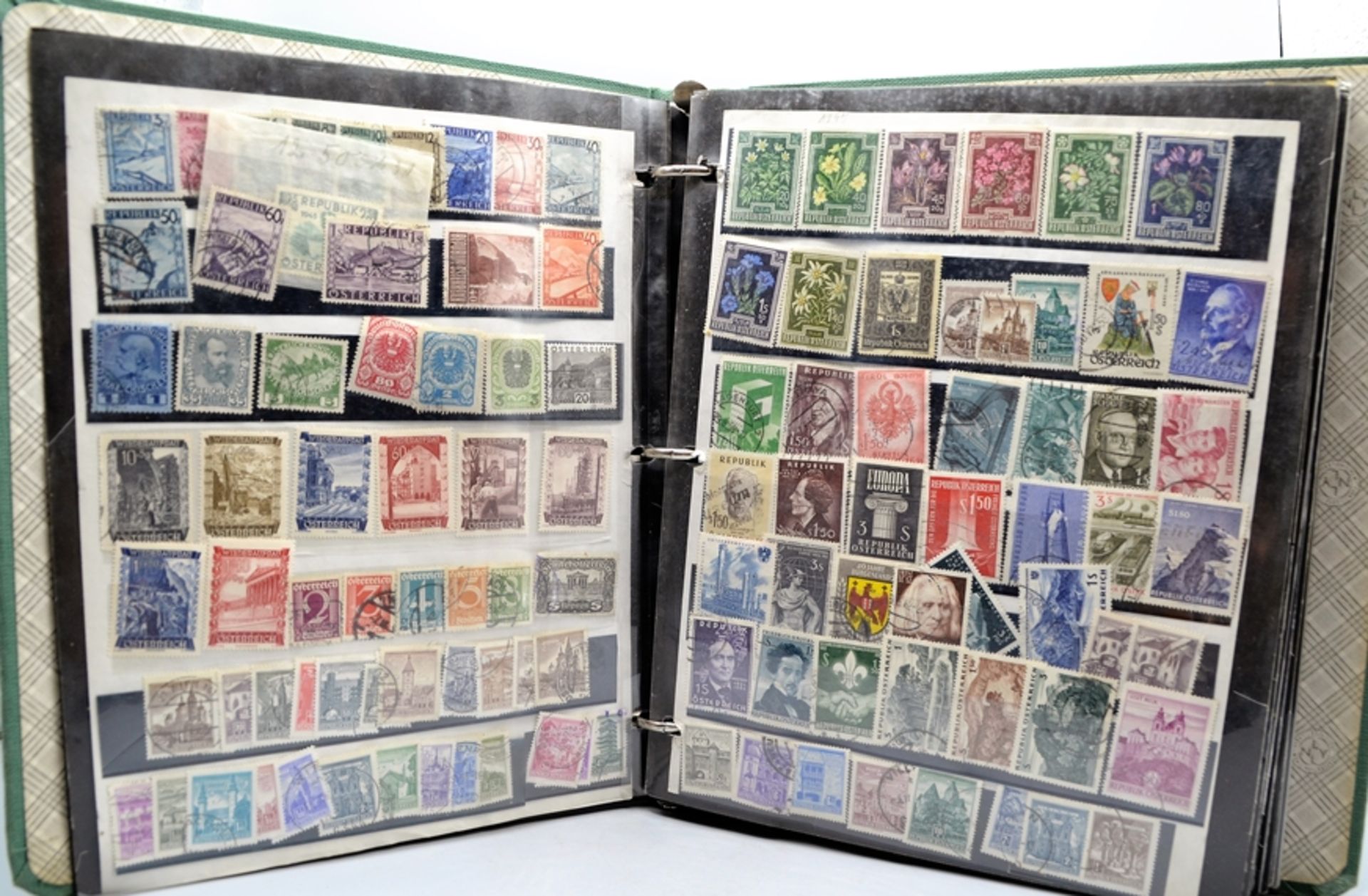 Briefmarken Sammlung darunter Album Österreich (auch einige Marken 1. Hälfte 20. Jhdt.), gutes Amer - Bild 2 aus 8