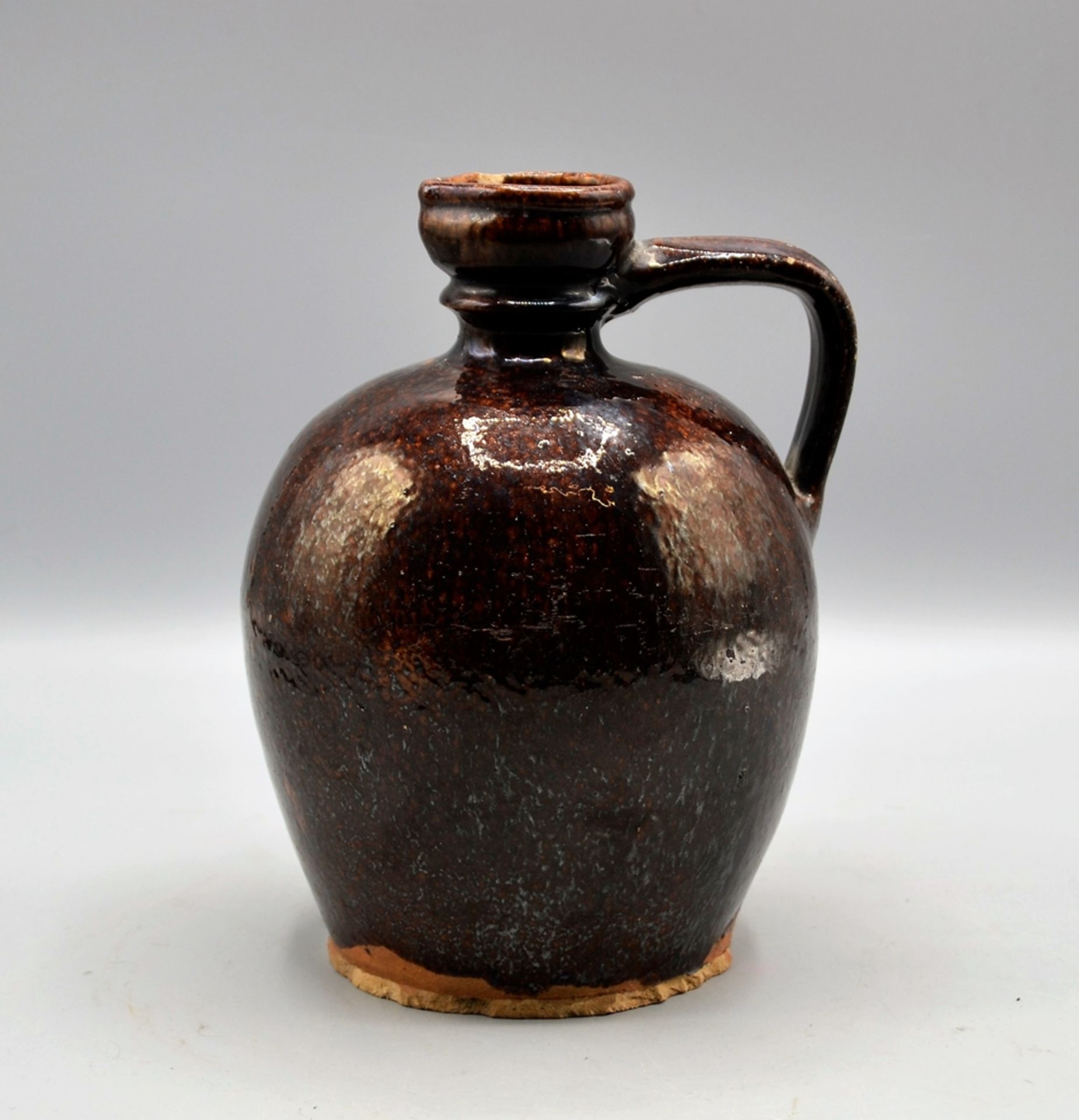 Bludser Hafnerware Keramik, braun glasiert, rötlicher Scherben, leicht bestoßen, ca. 20 cm
