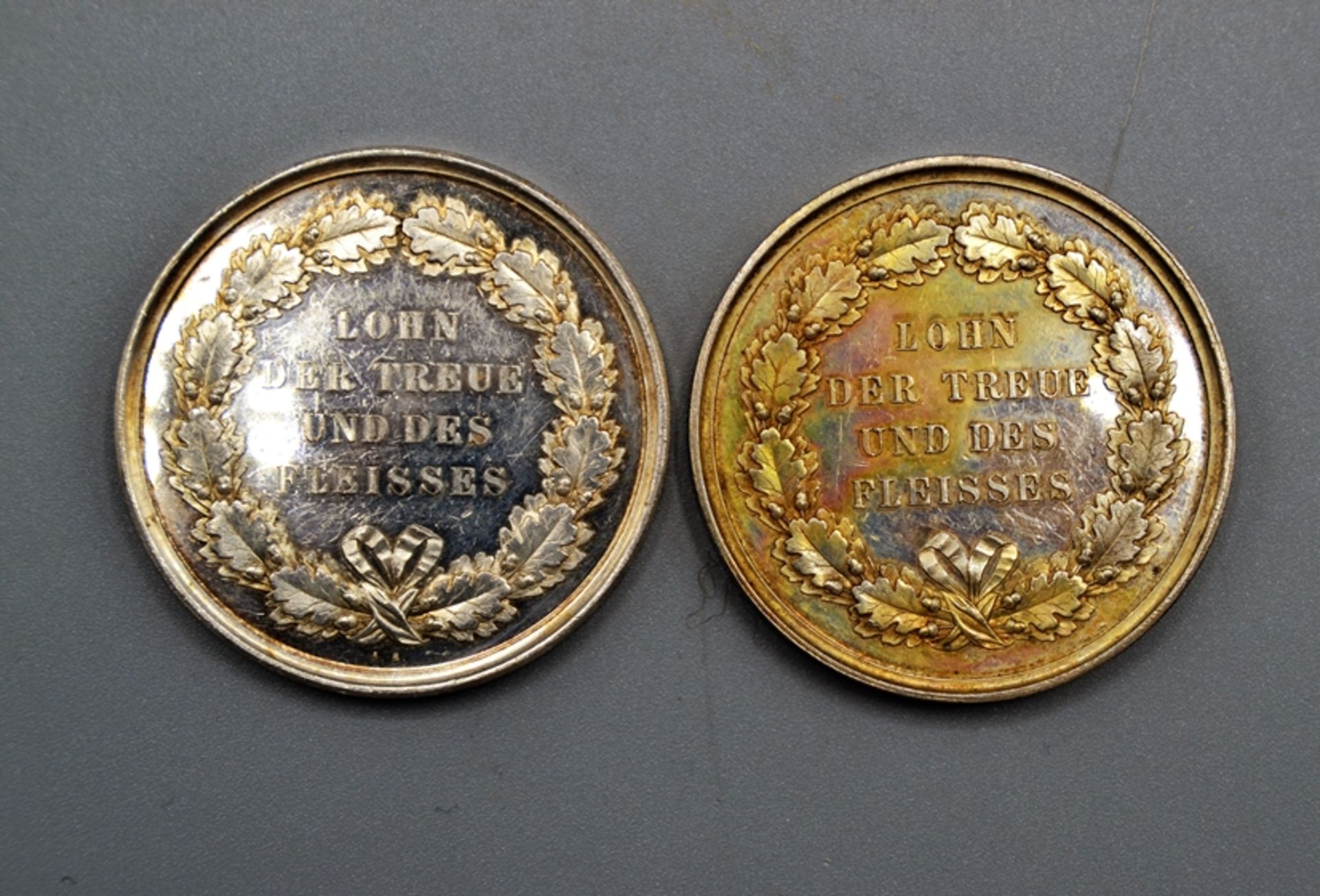 Konvolut 2 Silber Verdienst Medaillen Landwirtschaftlicher Verein Bayern um 1900, "Lohn der Treue u - Bild 2 aus 2