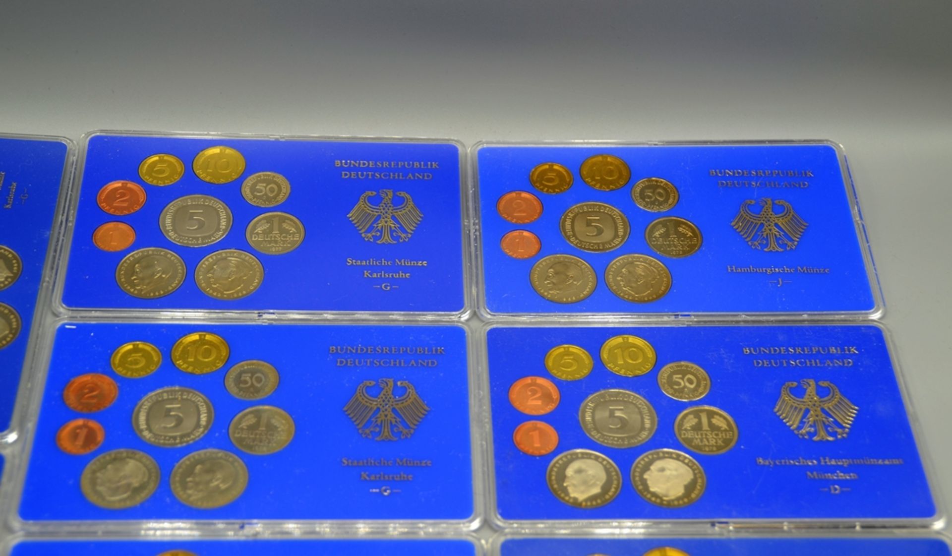 Münzsammlung Kursmünzensätze DM BRD 13 Sätze, darunter 1977 G, 1978 G, 1978 J, 1978 D, 1978 F, 1979 - Bild 2 aus 4