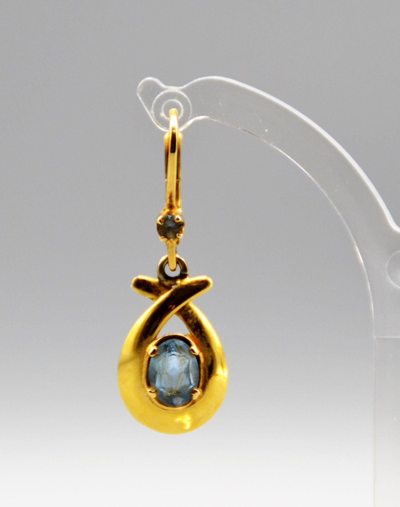 Ohrringe mit blauen Topas 750 Gold, ca. 2,5 cm, 4,6 g - Bild 2 aus 4