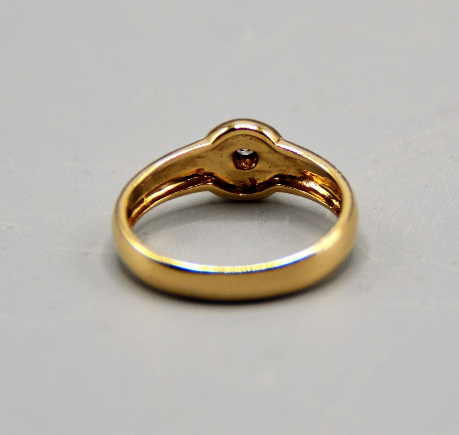 Brillantring Damenring 585 Gold, Brillant ca. 0,1 ct., Ring Ø 17,5 mm, 3,2 g - Bild 3 aus 3