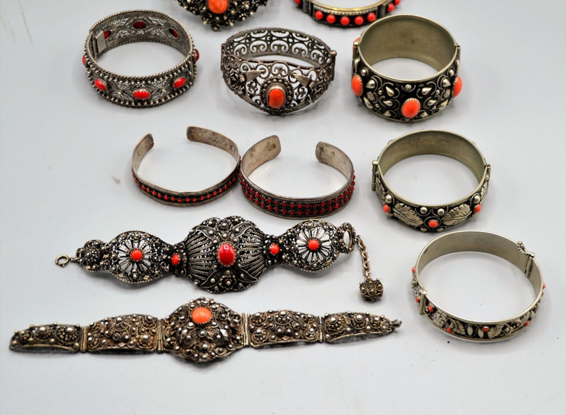 Armreife Armbänder rote Korallen 11 St. - Image 3 of 3