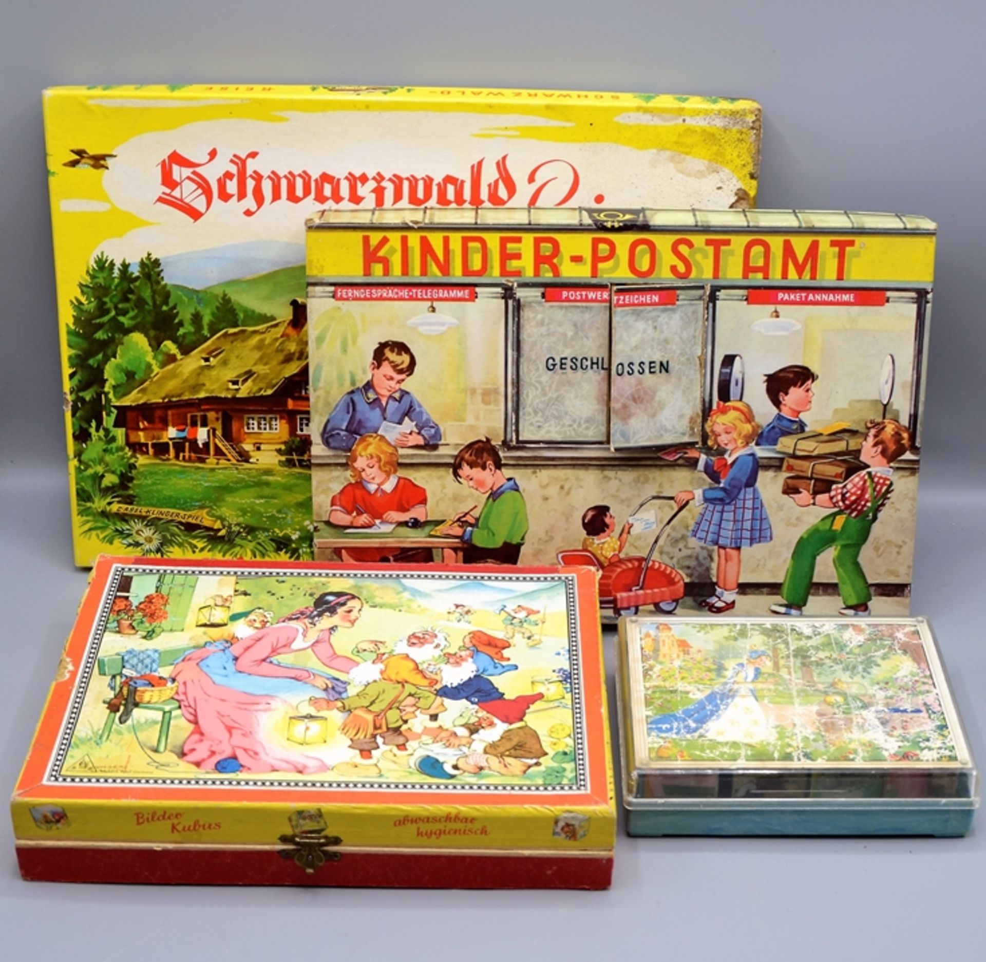 Würfelpuzzle Bilder Kubus alte Spiele Konvolut 4-teilig, darunter Kinder Postamt Abel-Klinger Spiel