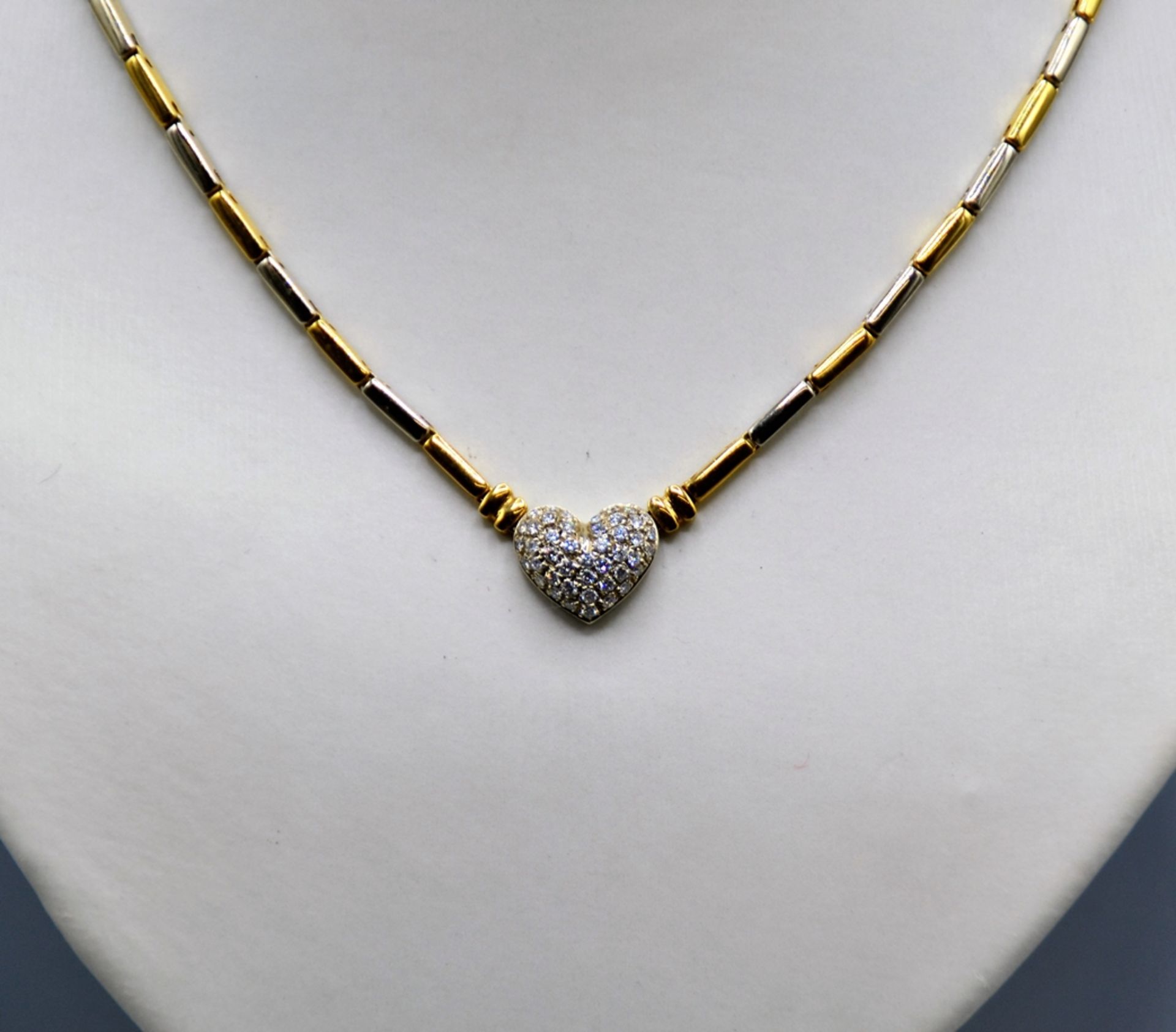 Herz Collier mit Brillanten 750 Gold, Kette mit Gliedern aus Gelb- Weißgold, Herz mit vielen Brilla