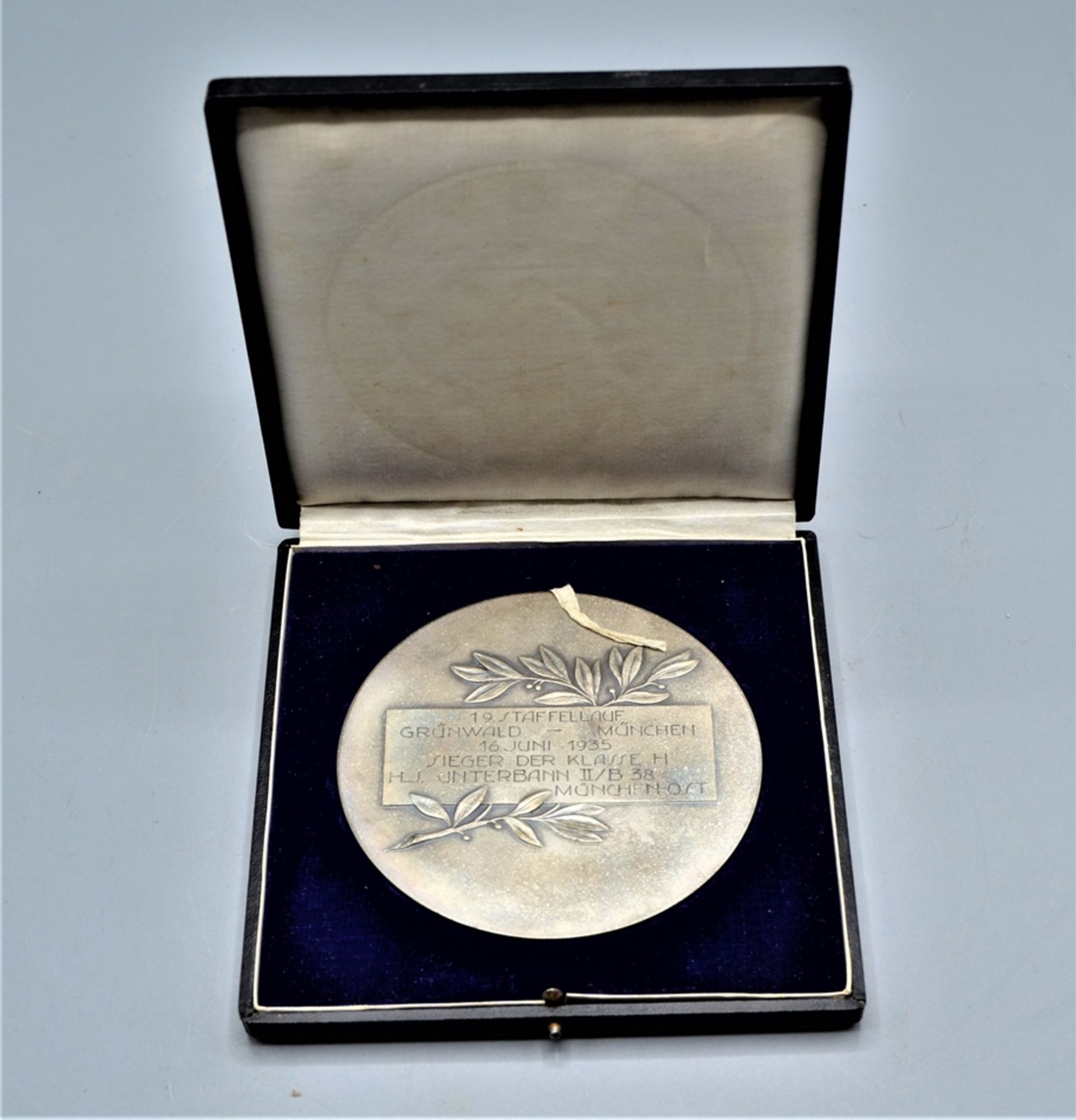 Siegermedaille D.S.B. 19. Staffellauf Grünwald - München HJ Unterbann II/B38, Deutscher Leichtathle